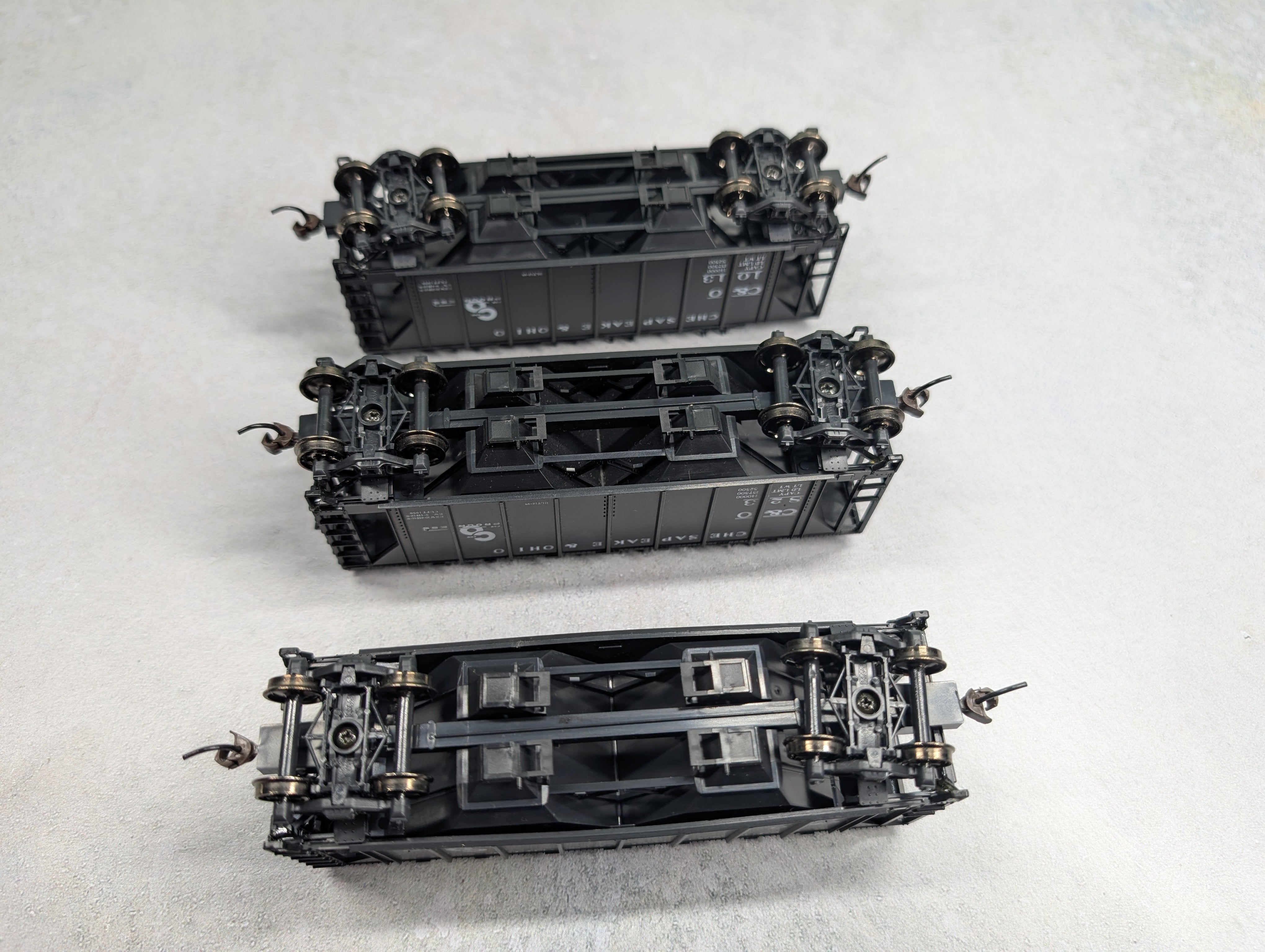 USED Kato HO Scale AC&F 70 Ton Covered Hoppers Chesapeake and Ohio C&O #823, 1205, 1013 (3 pcs)