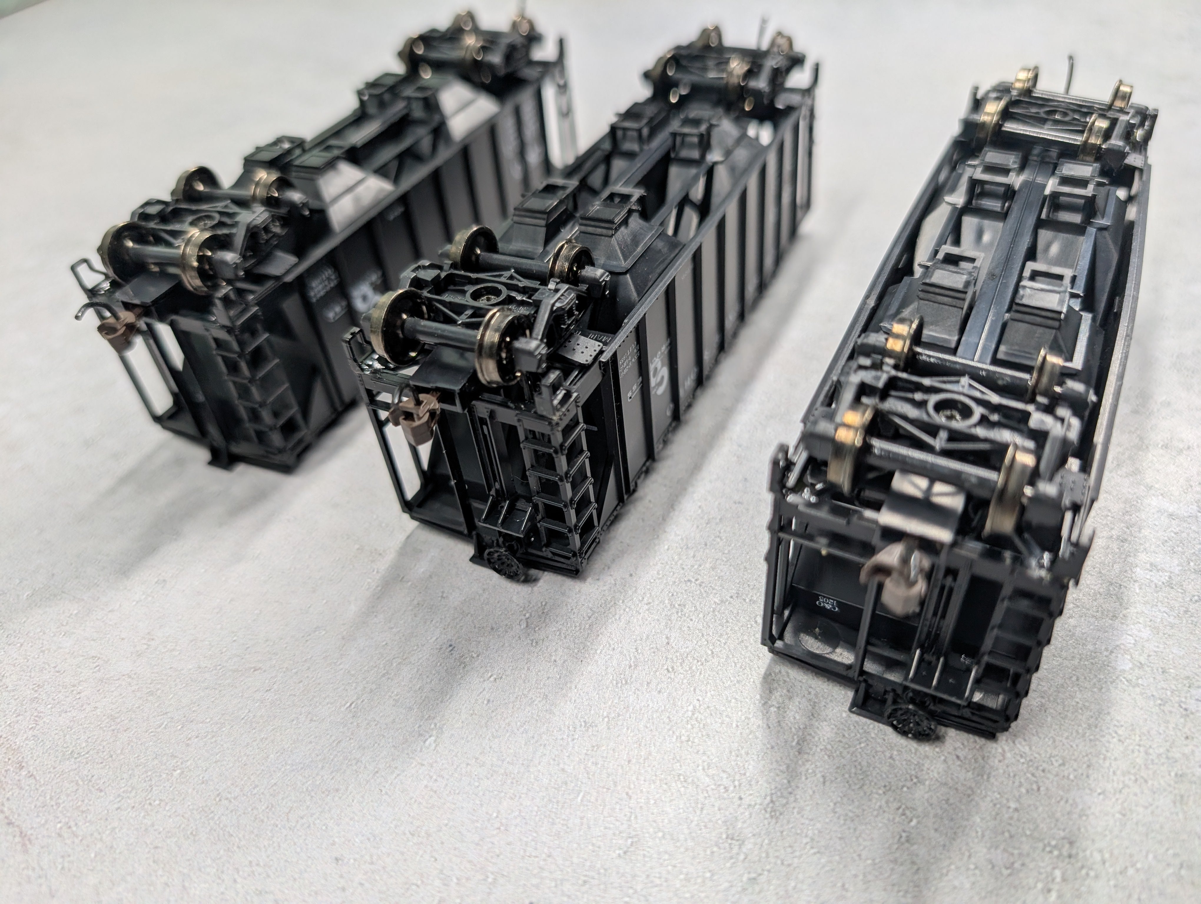 USED Kato HO Scale AC&F 70 Ton Covered Hoppers Chesapeake and Ohio C&O #823, 1205, 1013 (3 pcs)