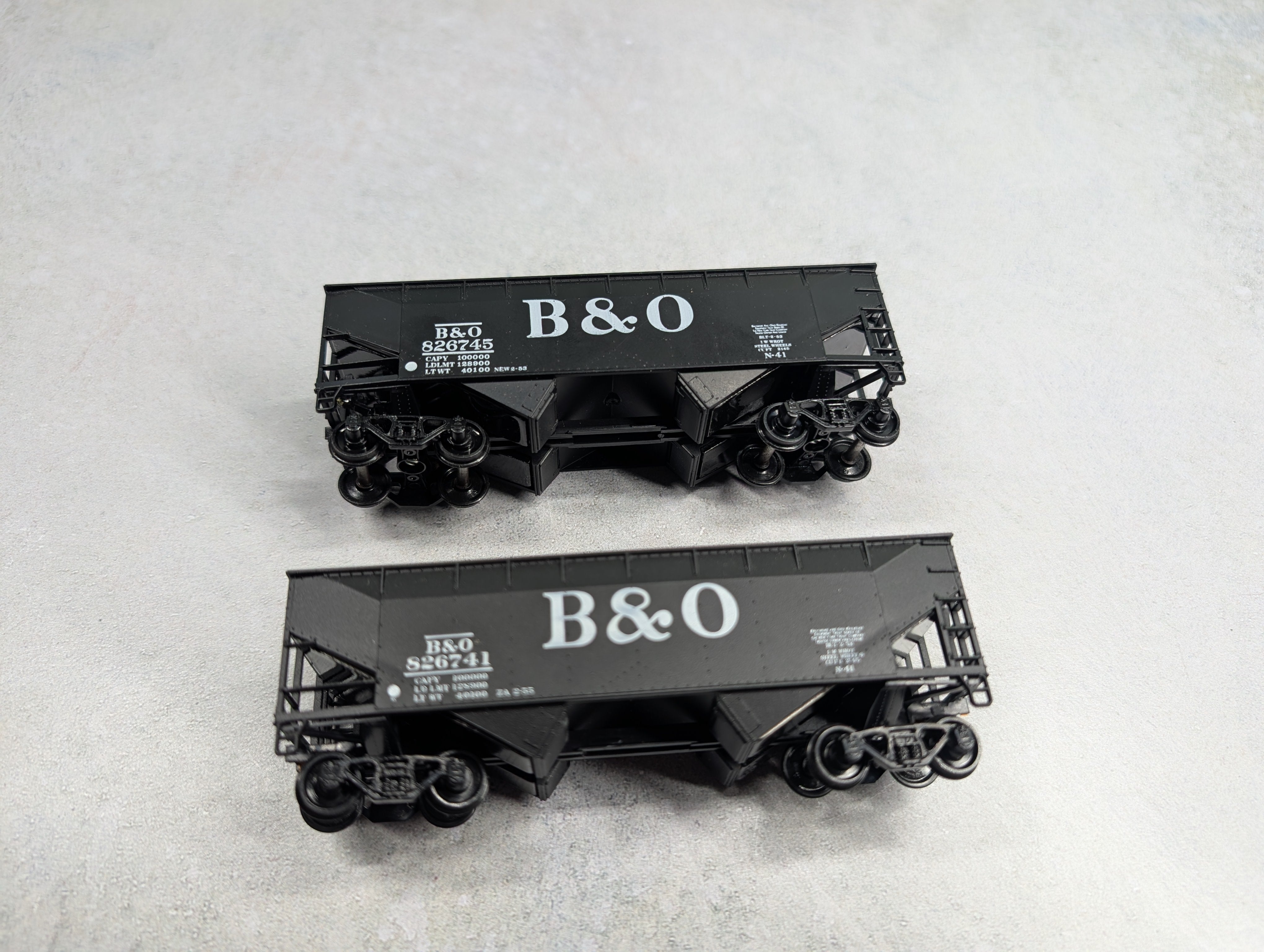 USED Athearn HO Scale 2 Bay Open Hoppers Baltimore and Ohio B&O #826745, 826741 (2 pcs)
