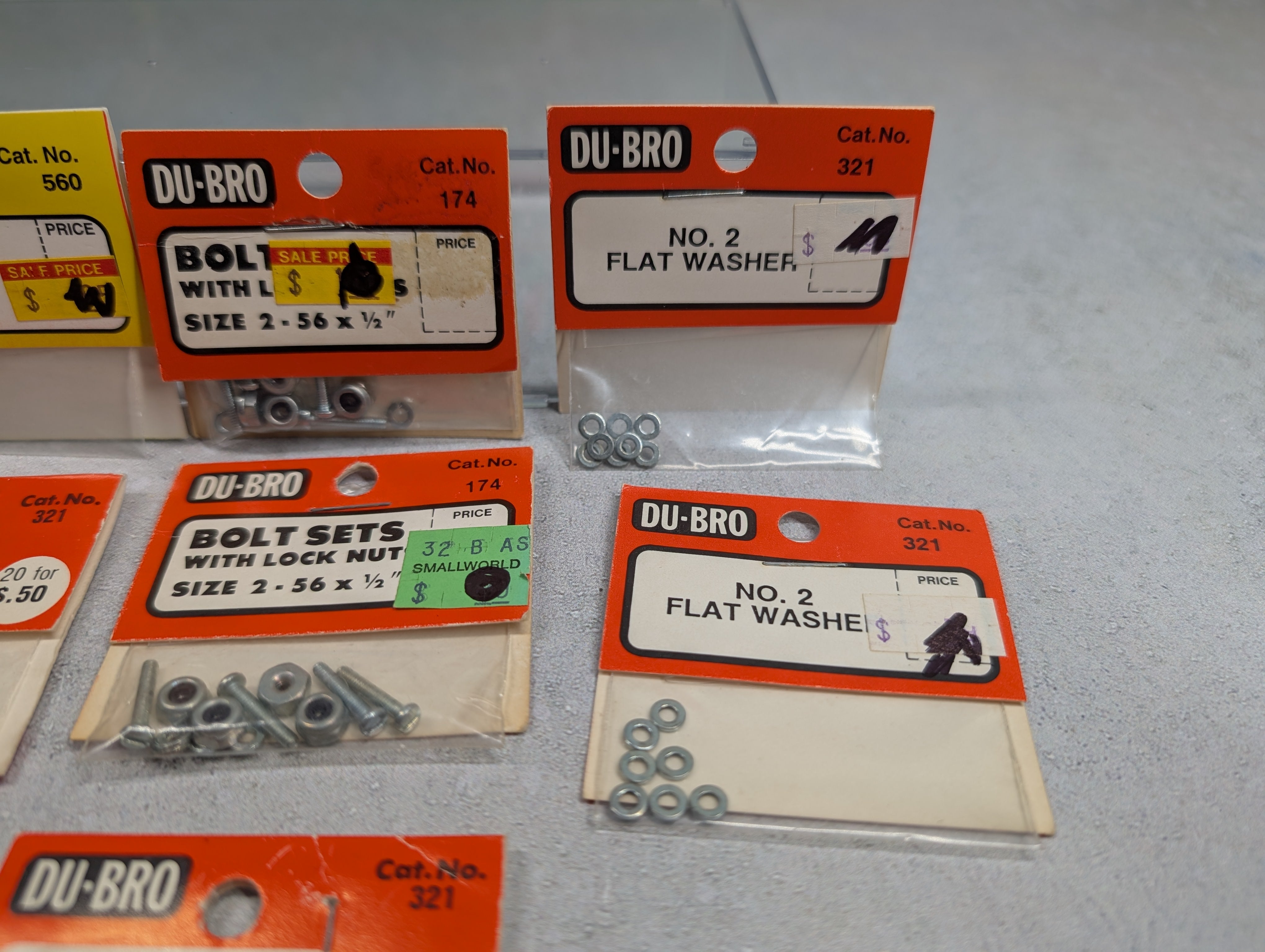 DuBro HO Scale Lot of Various Nuts, Screws & Washers for Models (10 pcs)