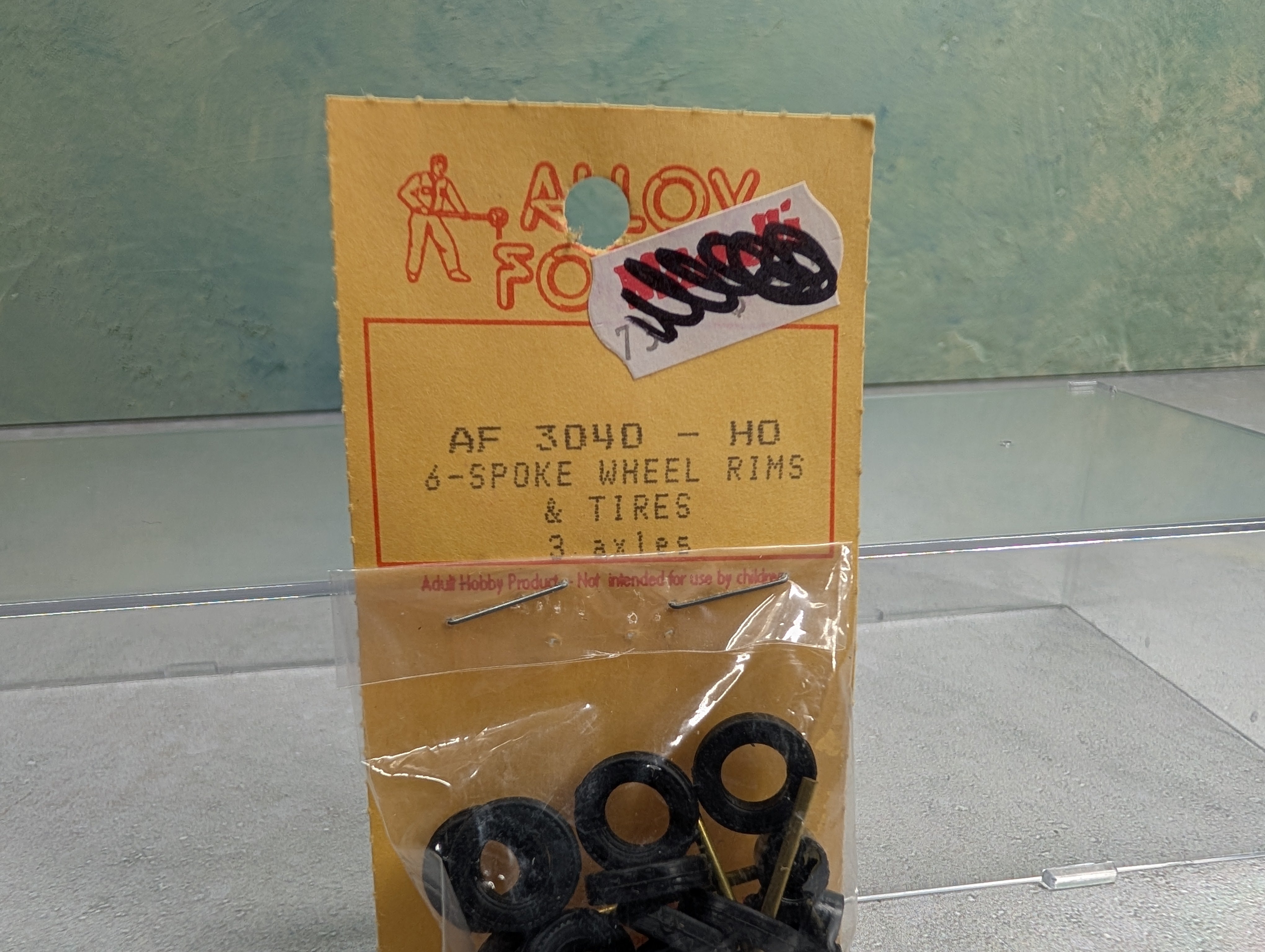 Alloy Forms 3040 HO Scale 6-Spoke Wheel Rims & Tires