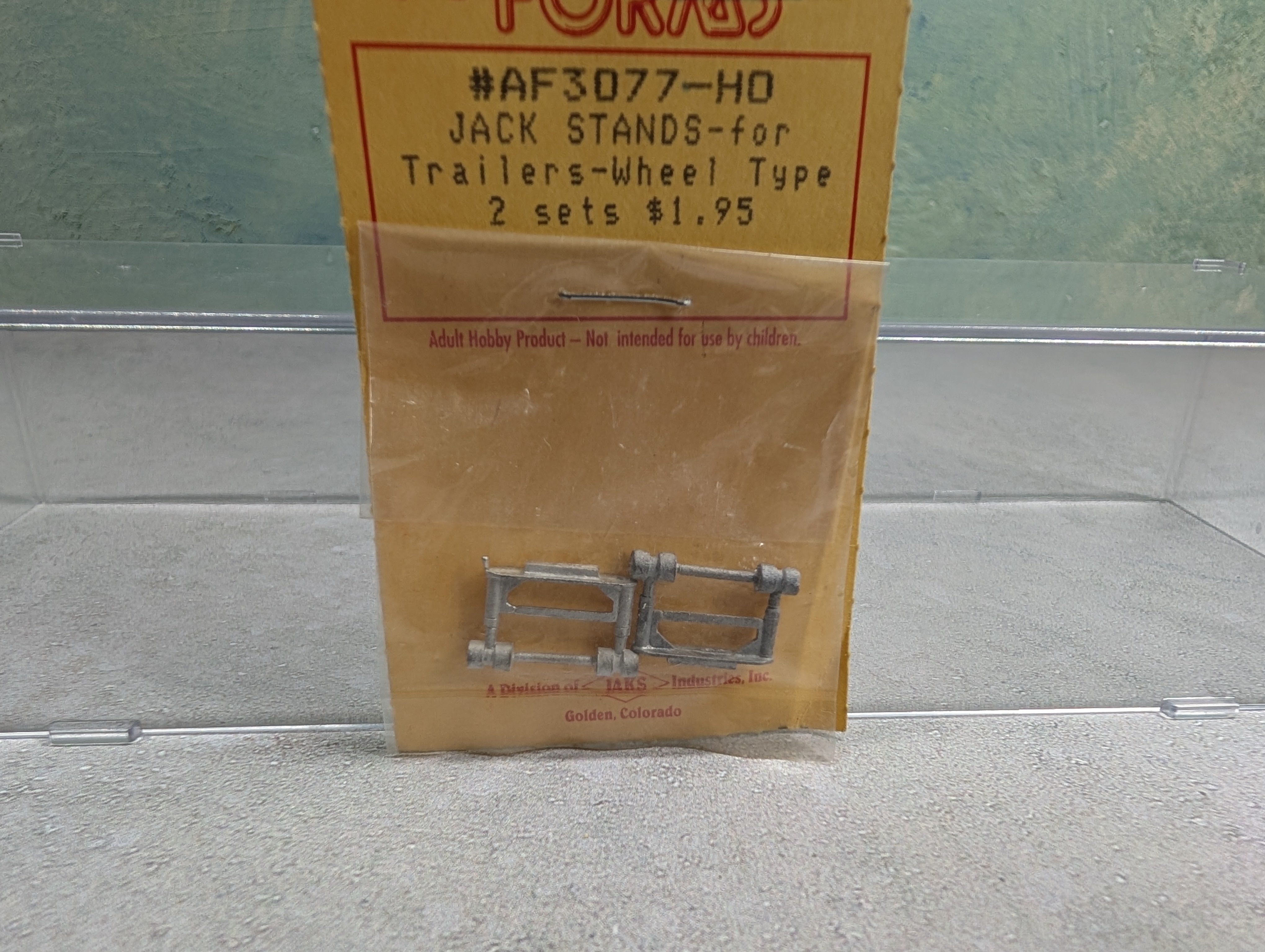 Alloy Forms 3077 HO Scale Jack Stands for Trailers, Wheel Type, Detail Parts (2 pcs)