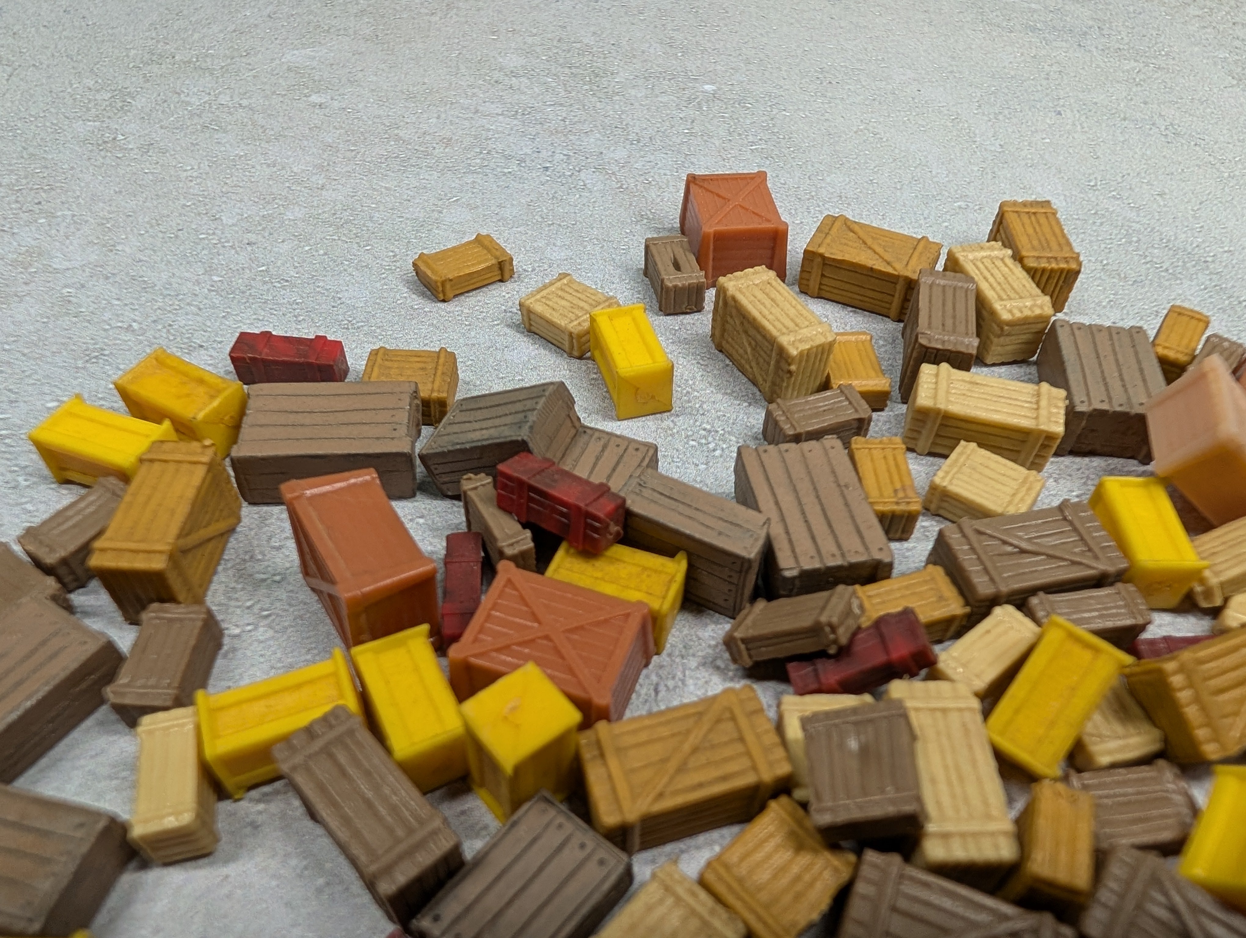 USED HO Scale Lot of Crates (100+ pcs)