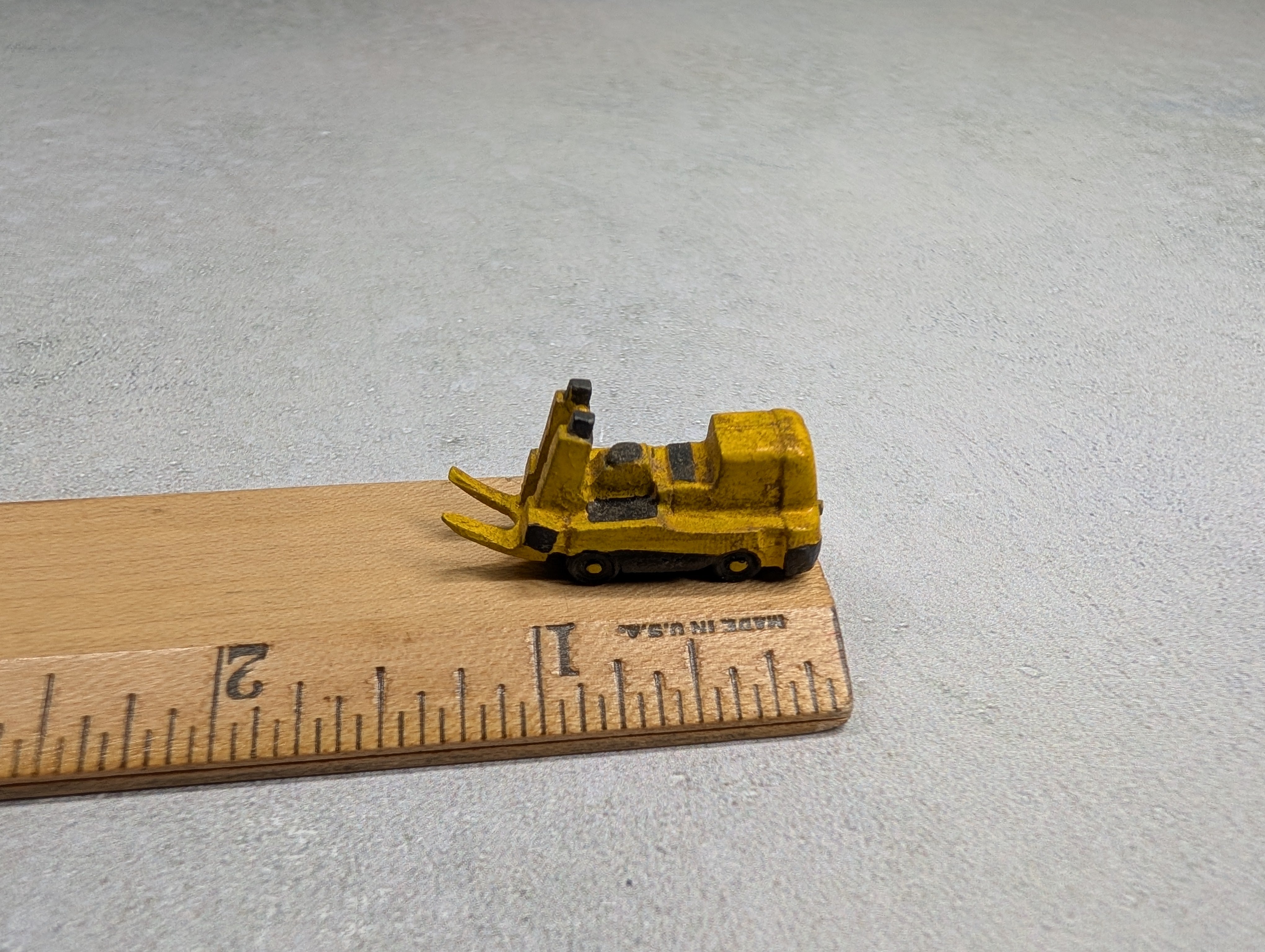 USED Dyna Model Products Co HO Scale Yellow Lift Truck