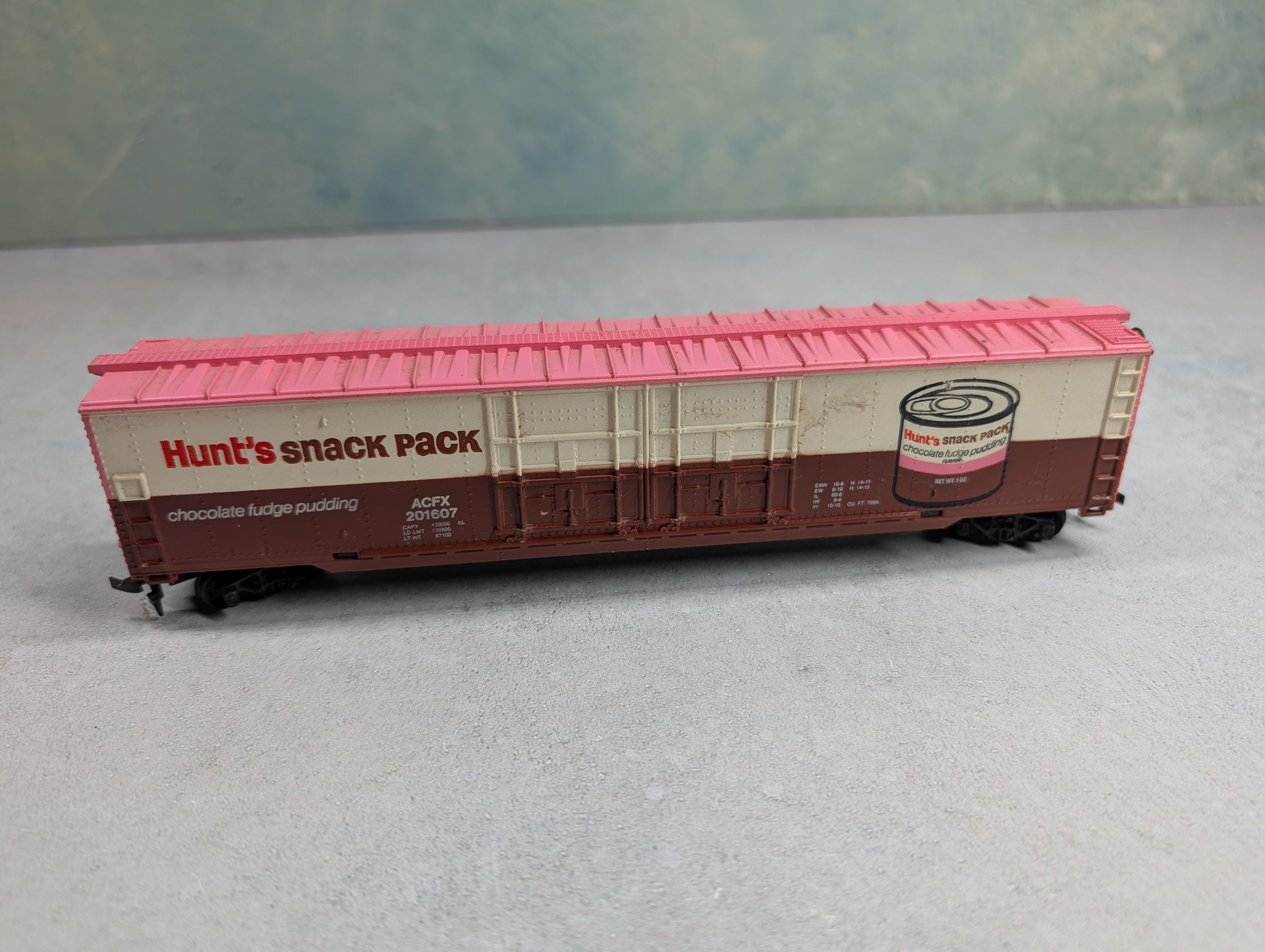 USED Tyco HO Scale 62' Billboard Box Car Hunt's Snack Pack Pudding ACFX #201607