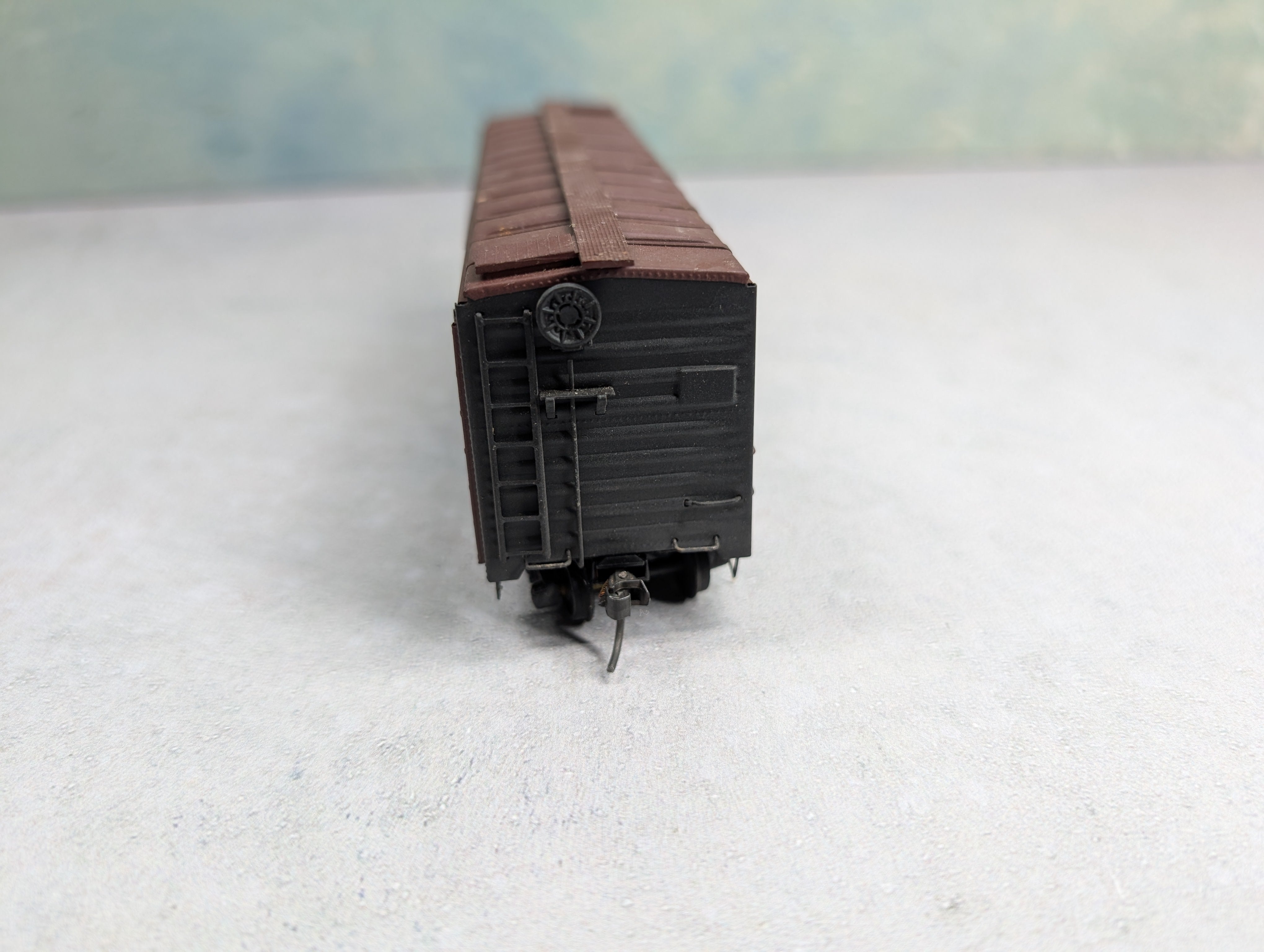 USED HO Scale 40' Box Car Buffalo Creek Flour BCK #2901 Weathered