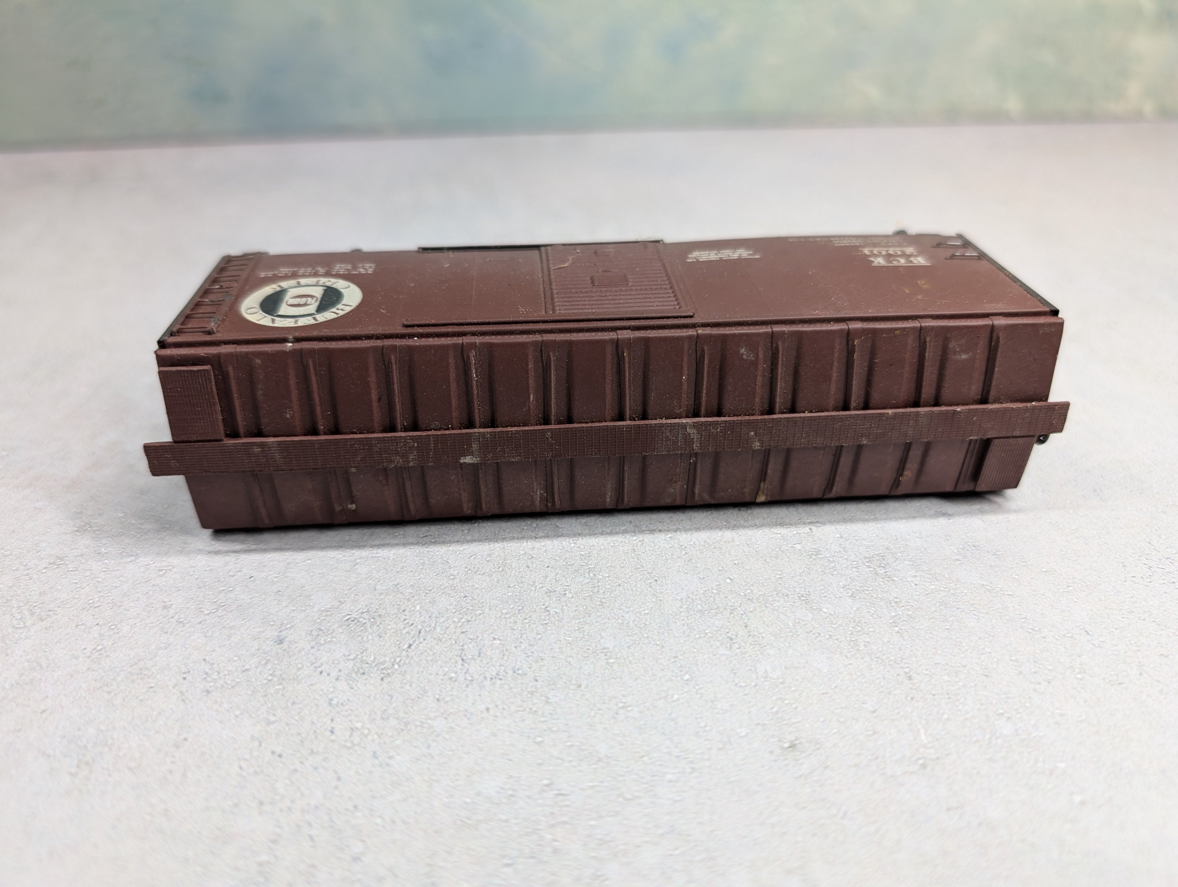 USED HO Scale 40' Box Car Buffalo Creek Flour BCK #2901 Weathered