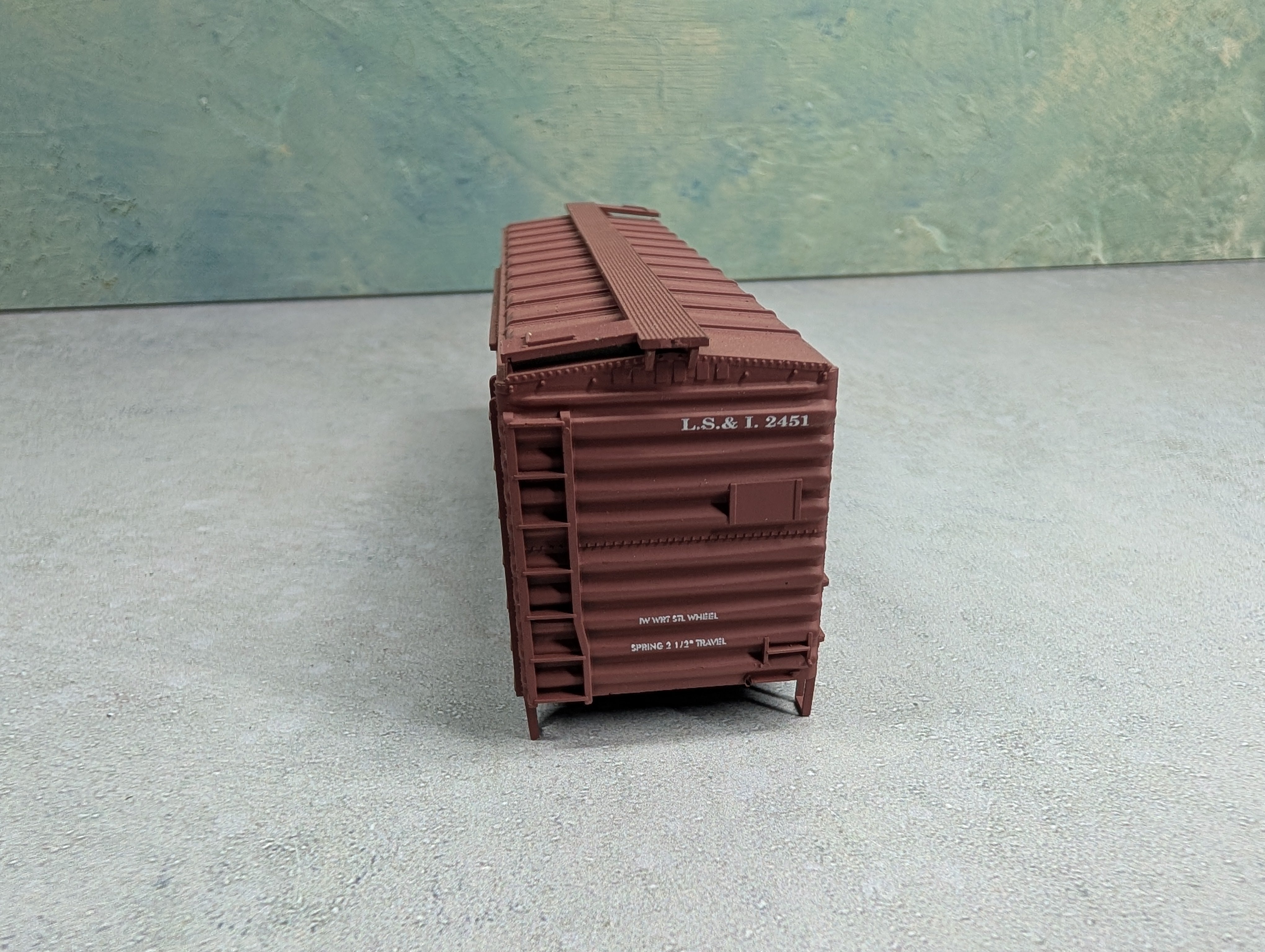 USED HO Scale 40' Box Car Shell Only Lake Superior and Ishpeming LS&I #2451