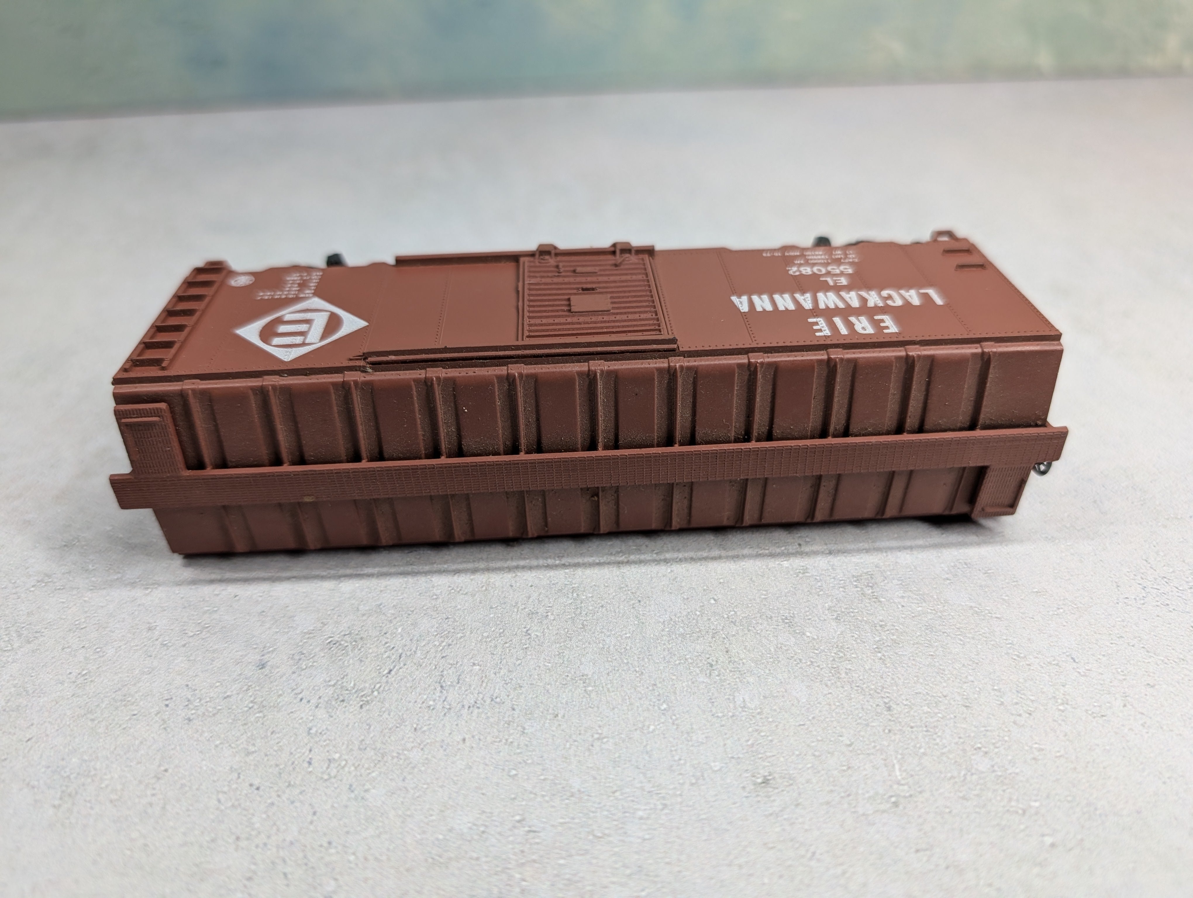 USED Athearn HO Scale 40' Box Car Erie Lackawanna EL #55082