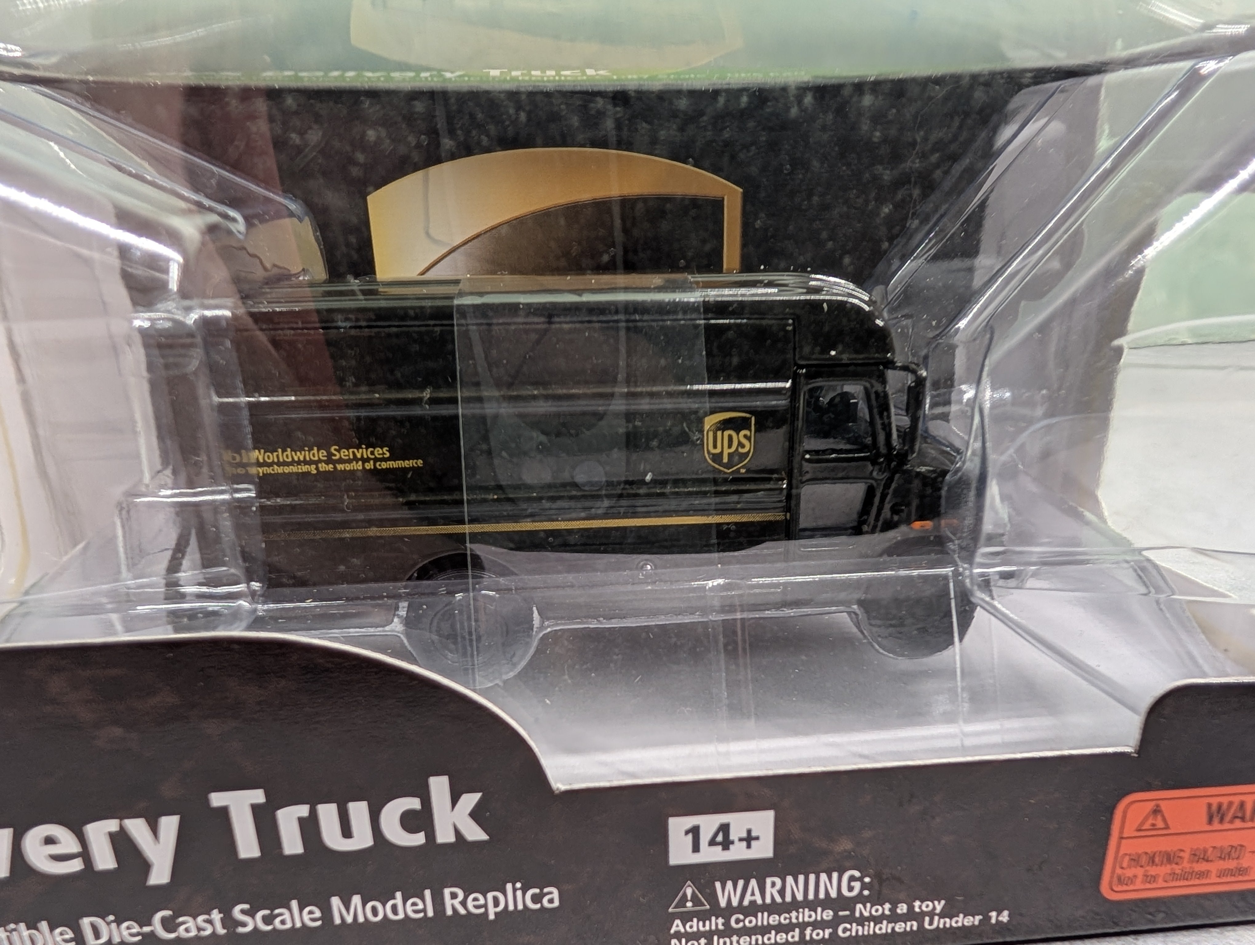 Norscot 58008 HO Scale UPS Delivery Truck Diecast Model