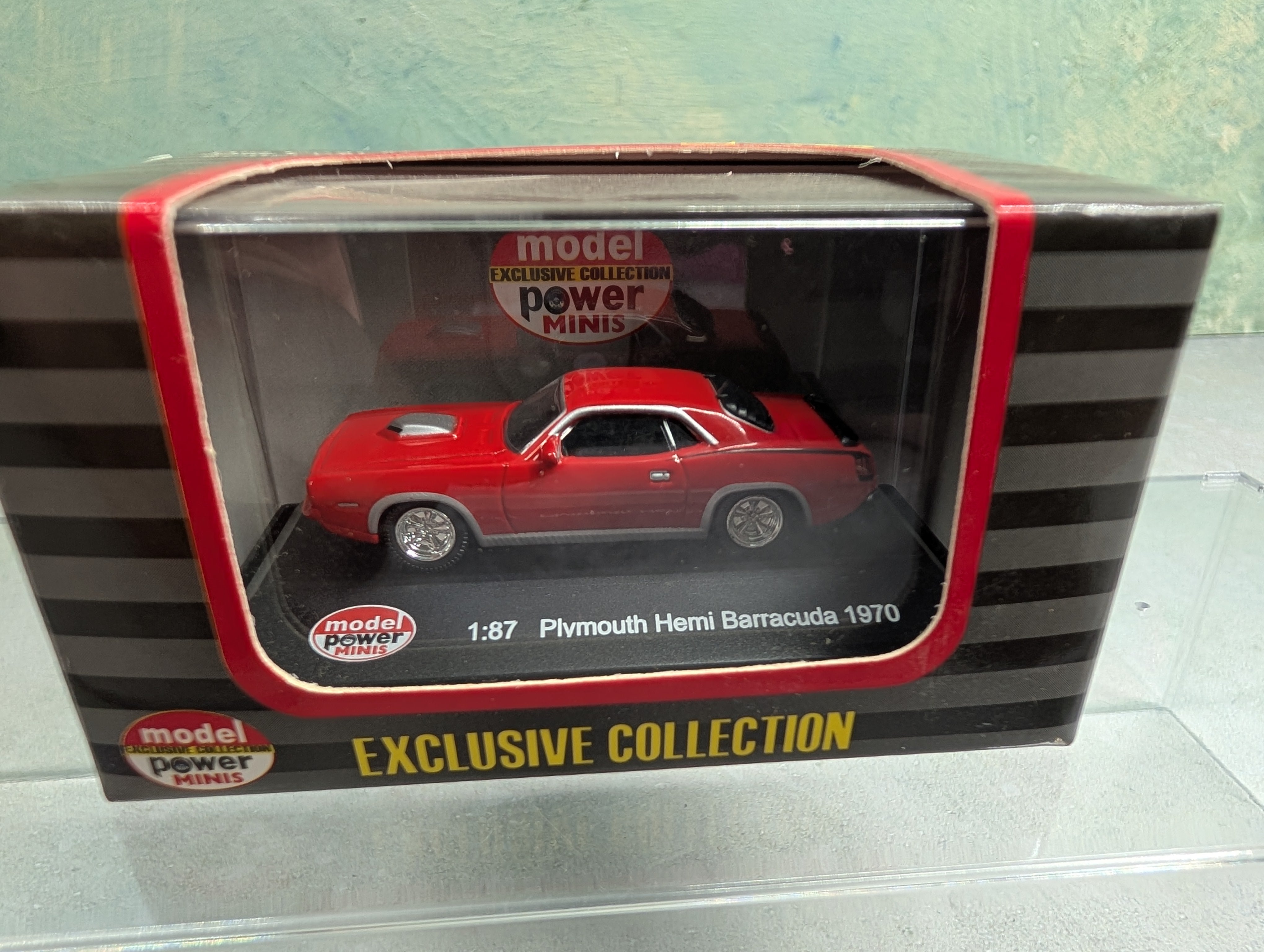 Model Power 19451 HO Scale Red Plymouth Hemi Barracuda 1970