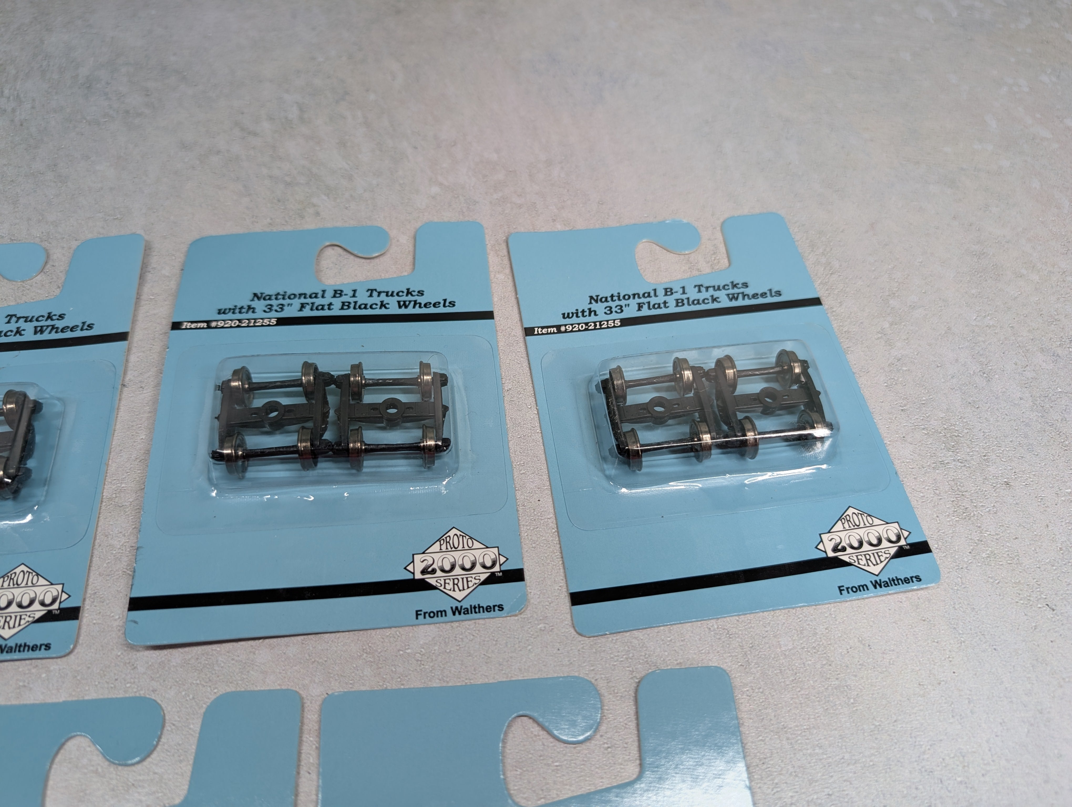 Walthers 920-21255 HO Scale National B-1 Trucks w/ 33" Flat Black Wheels Proto2000 (5 pcs)