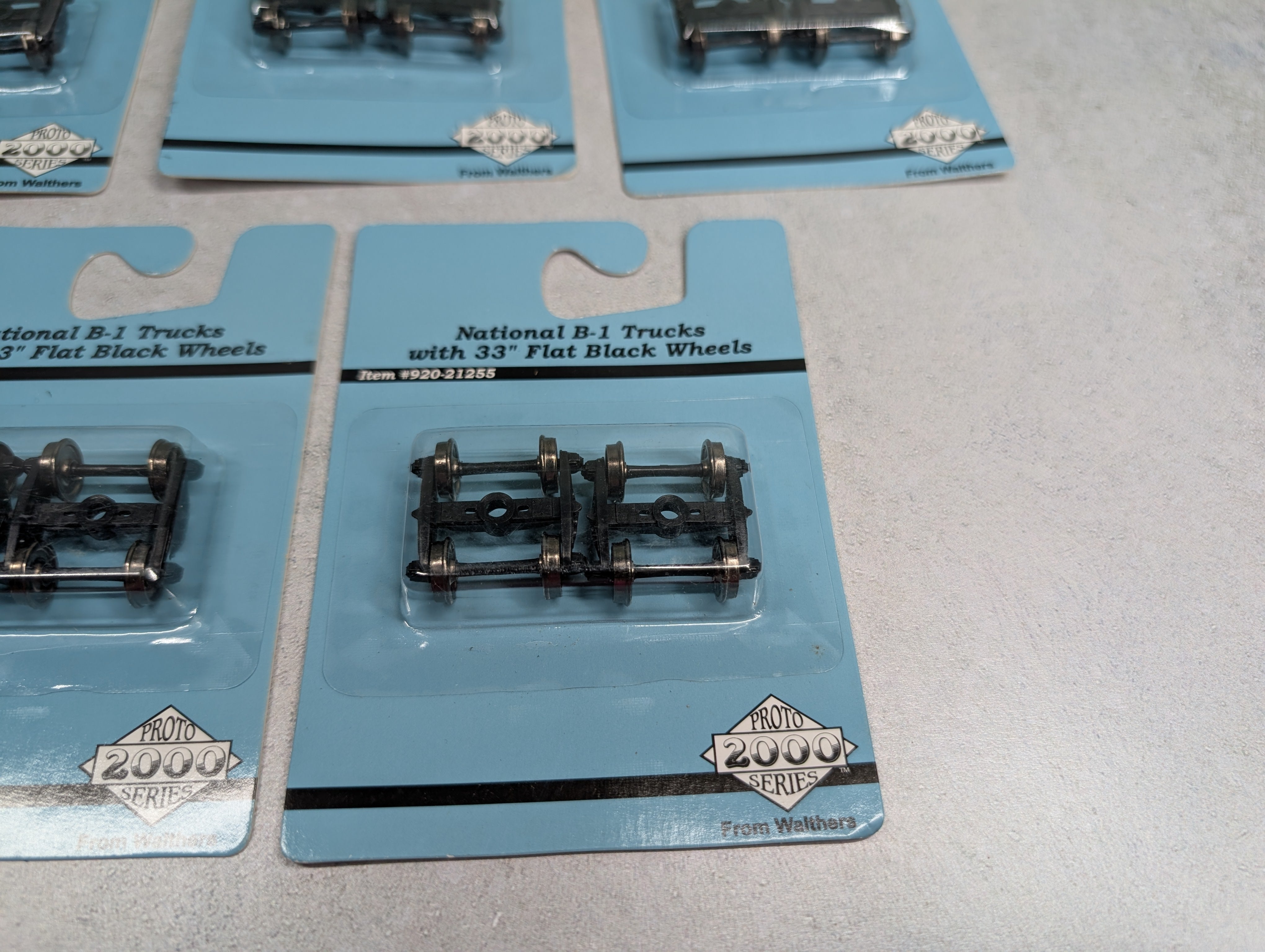 Walthers 920-21255 HO Scale National B-1 Trucks w/ 33" Flat Black Wheels Proto2000 (5 pcs)