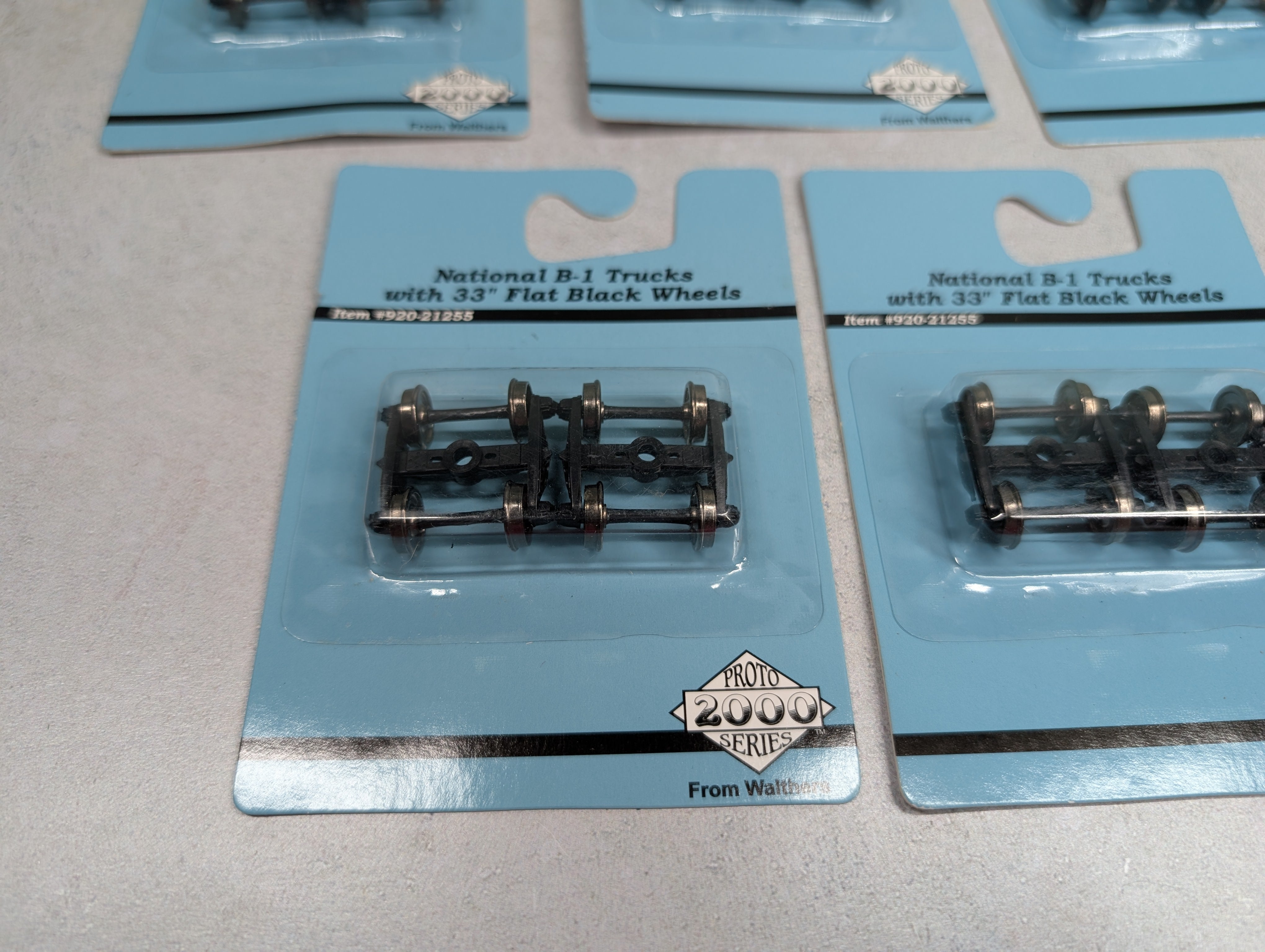 Walthers 920-21255 HO Scale National B-1 Trucks w/ 33" Flat Black Wheels Proto2000 (5 pcs)