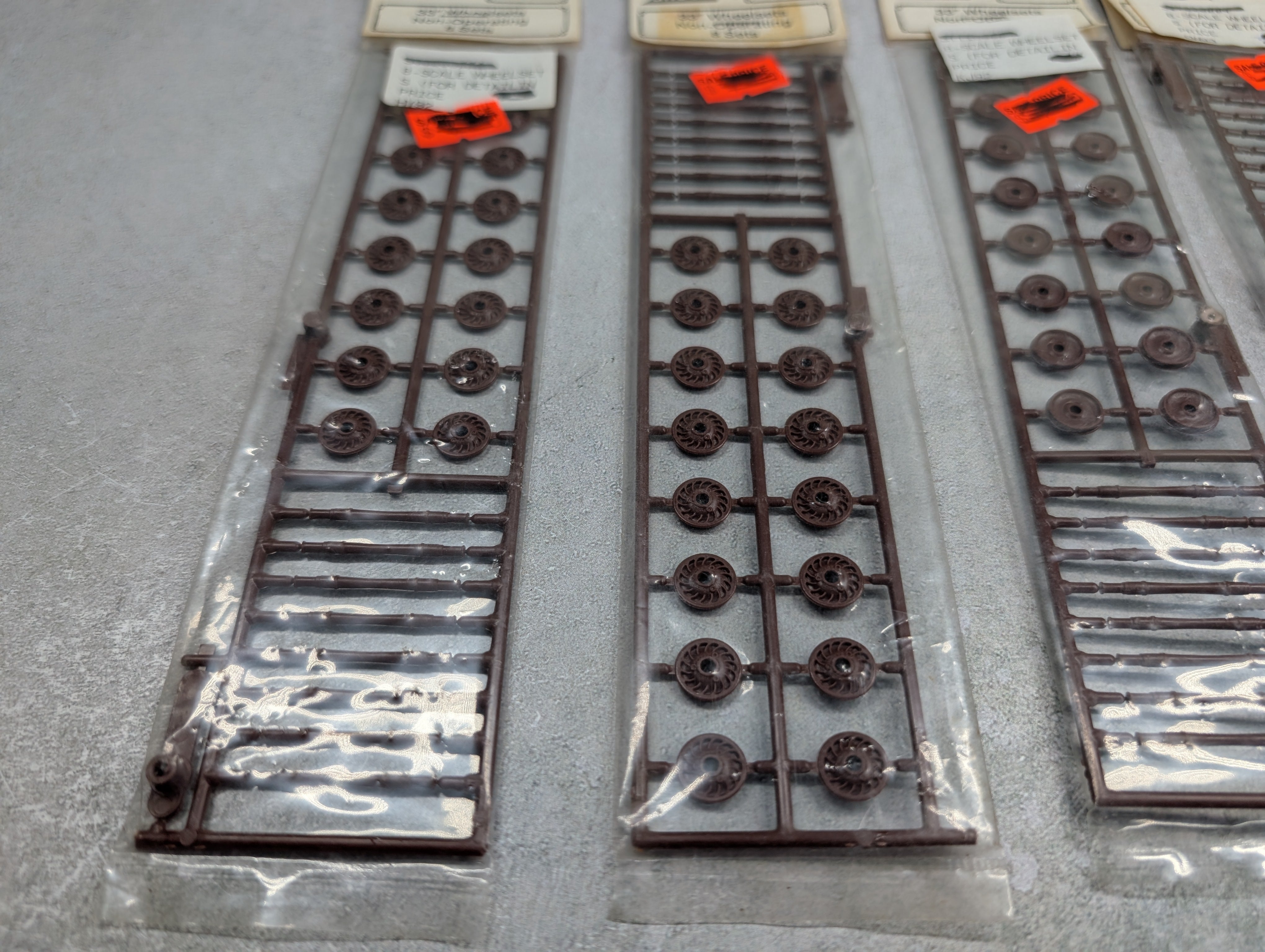 Tichy Train Group 3004 HO Scale Lot of 33" Wheelsets Non-Operating (13 pcs)