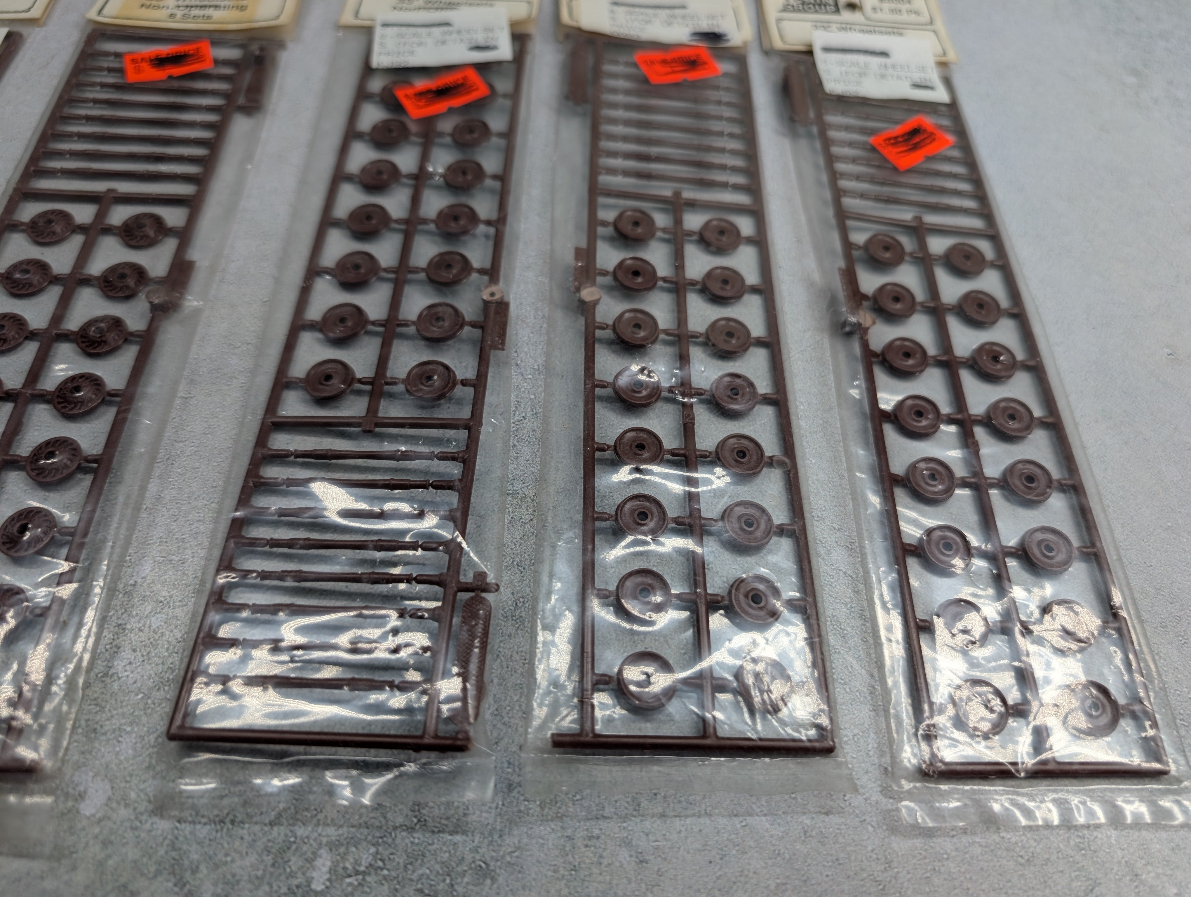 Tichy Train Group 3004 HO Scale Lot of 33" Wheelsets Non-Operating (13 pcs)