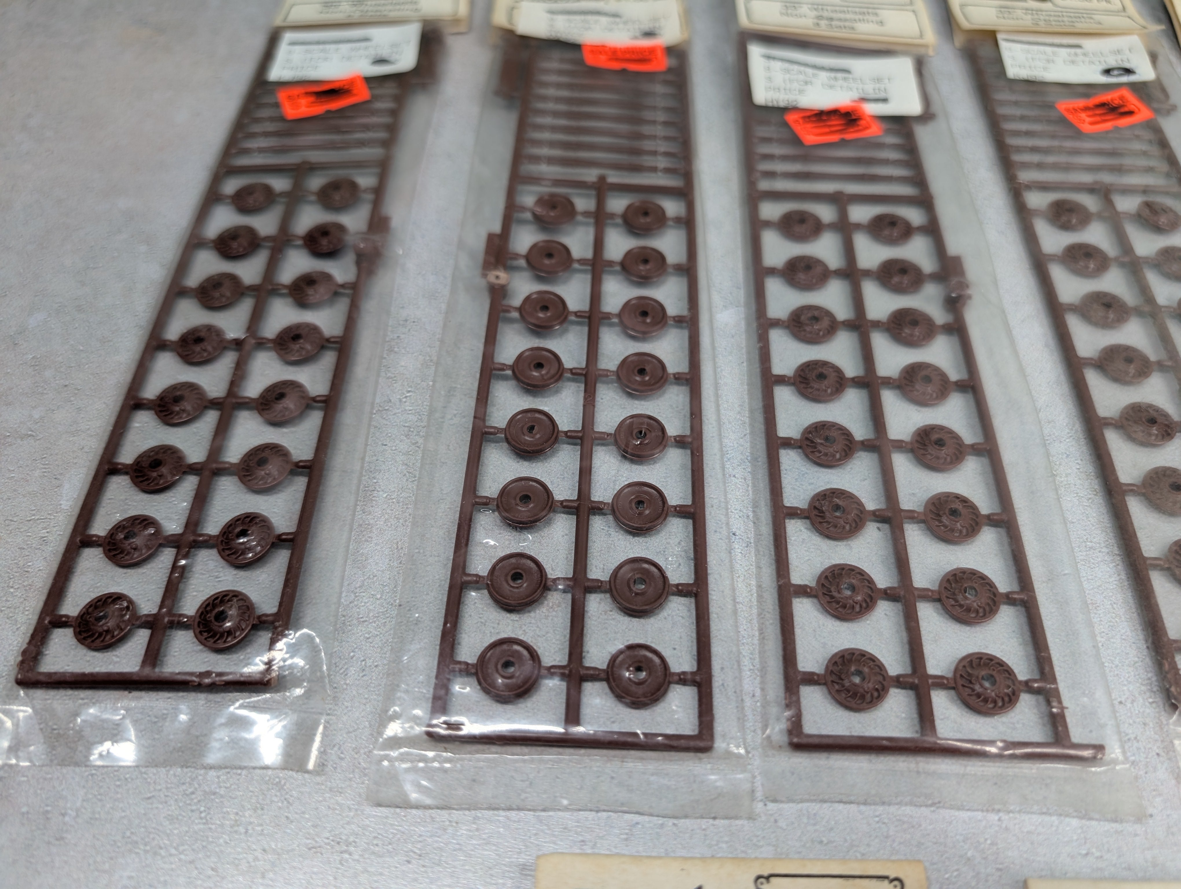 Tichy Train Group 3004 HO Scale Lot of 33" Wheelsets Non-Operating (13 pcs)