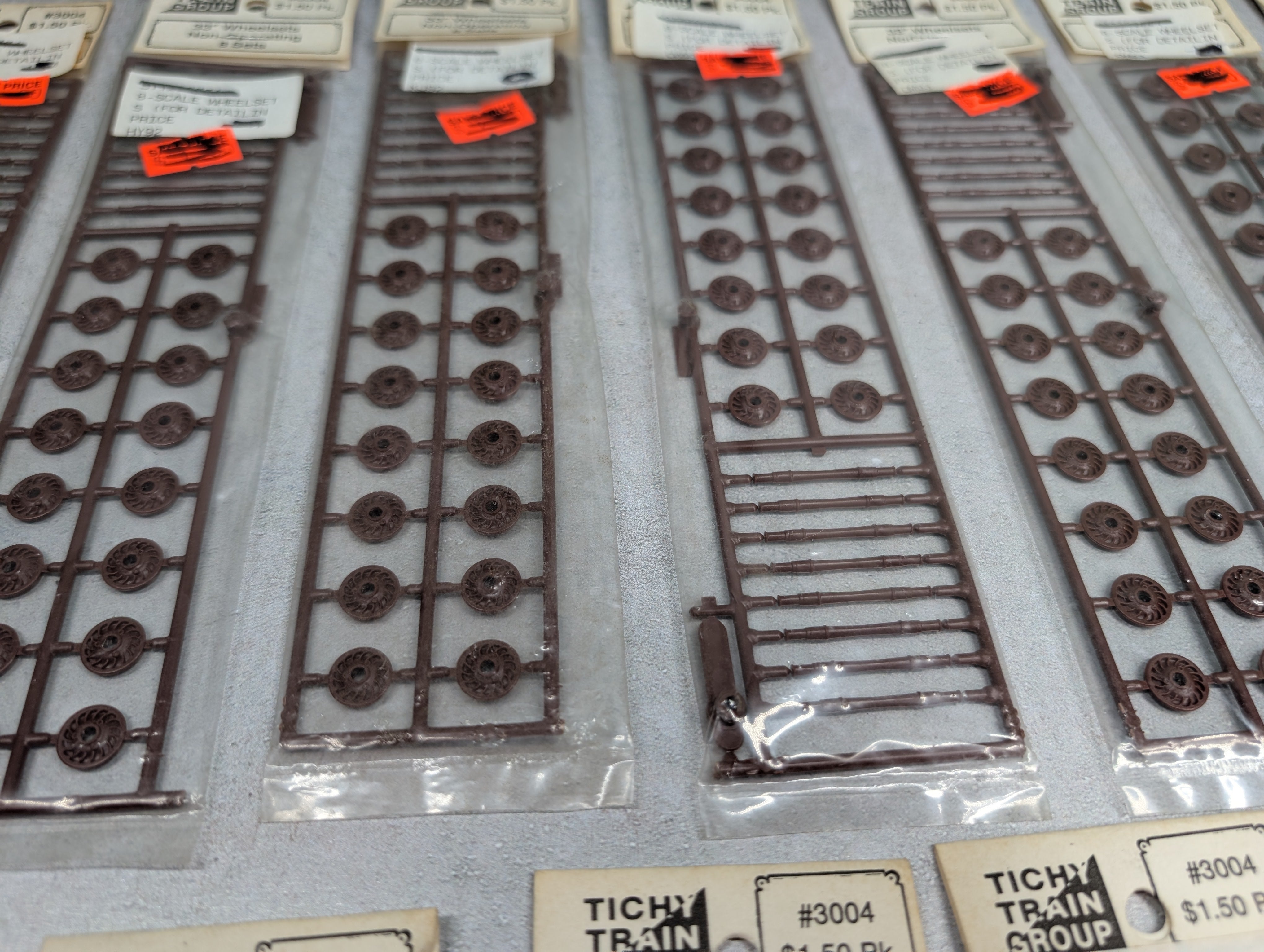Tichy Train Group 3004 HO Scale Lot of 33" Wheelsets Non-Operating (13 pcs)