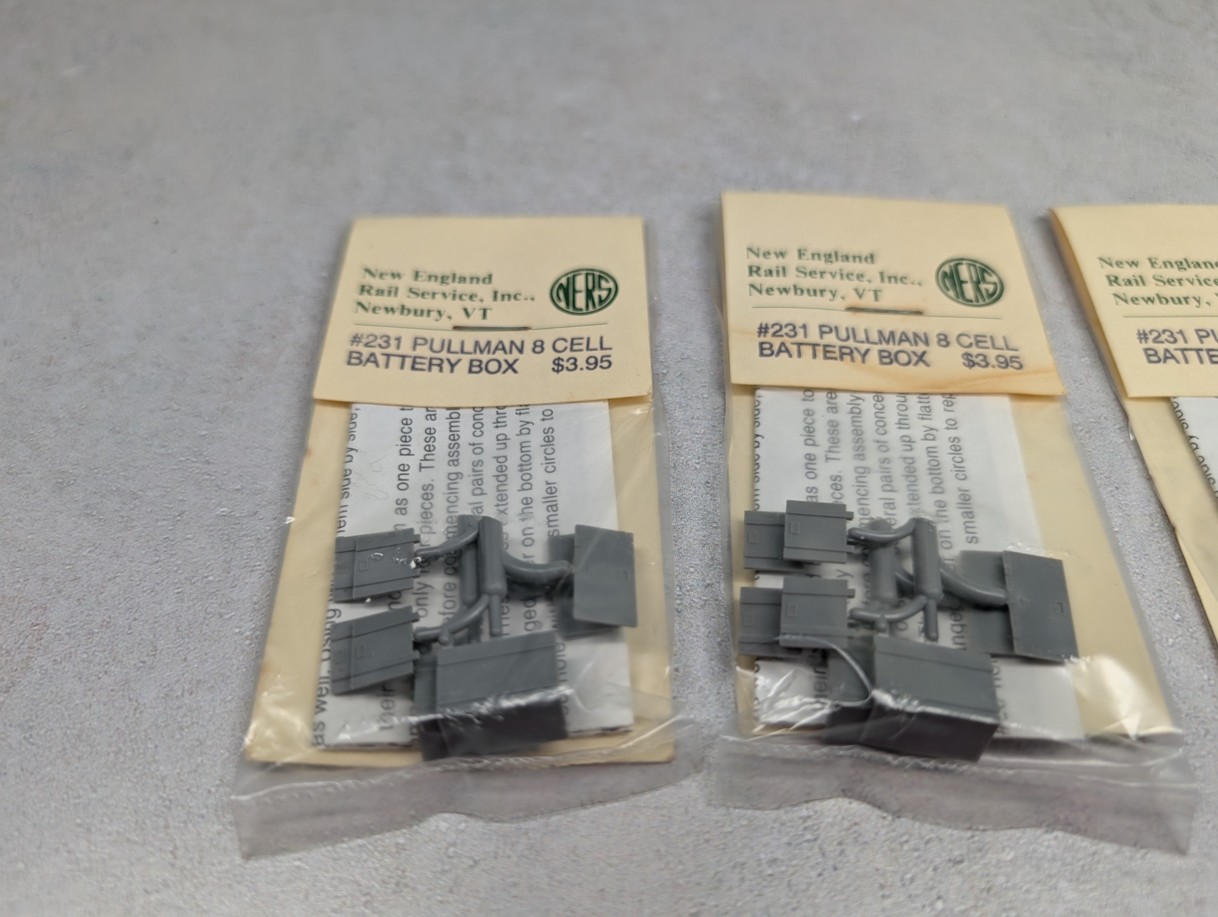 New England Rail Service 231 HO Scale Pullman 8 Cell Battery Box Detail Parts (3 pcs)