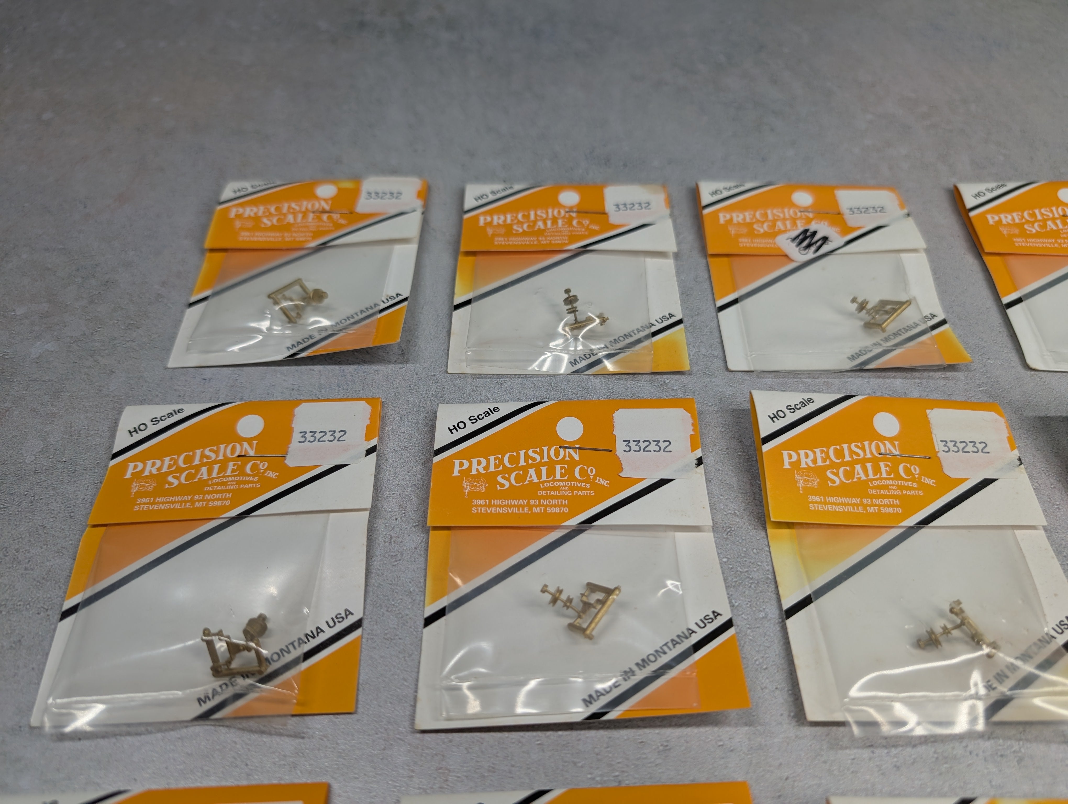 Precision Scale Co 33232 HO Scale Lot of Brass Pullman Pulley & Cam Underbody Mount for Pullman Passenger Car Hand Brake Detail Parts (14 pcs)