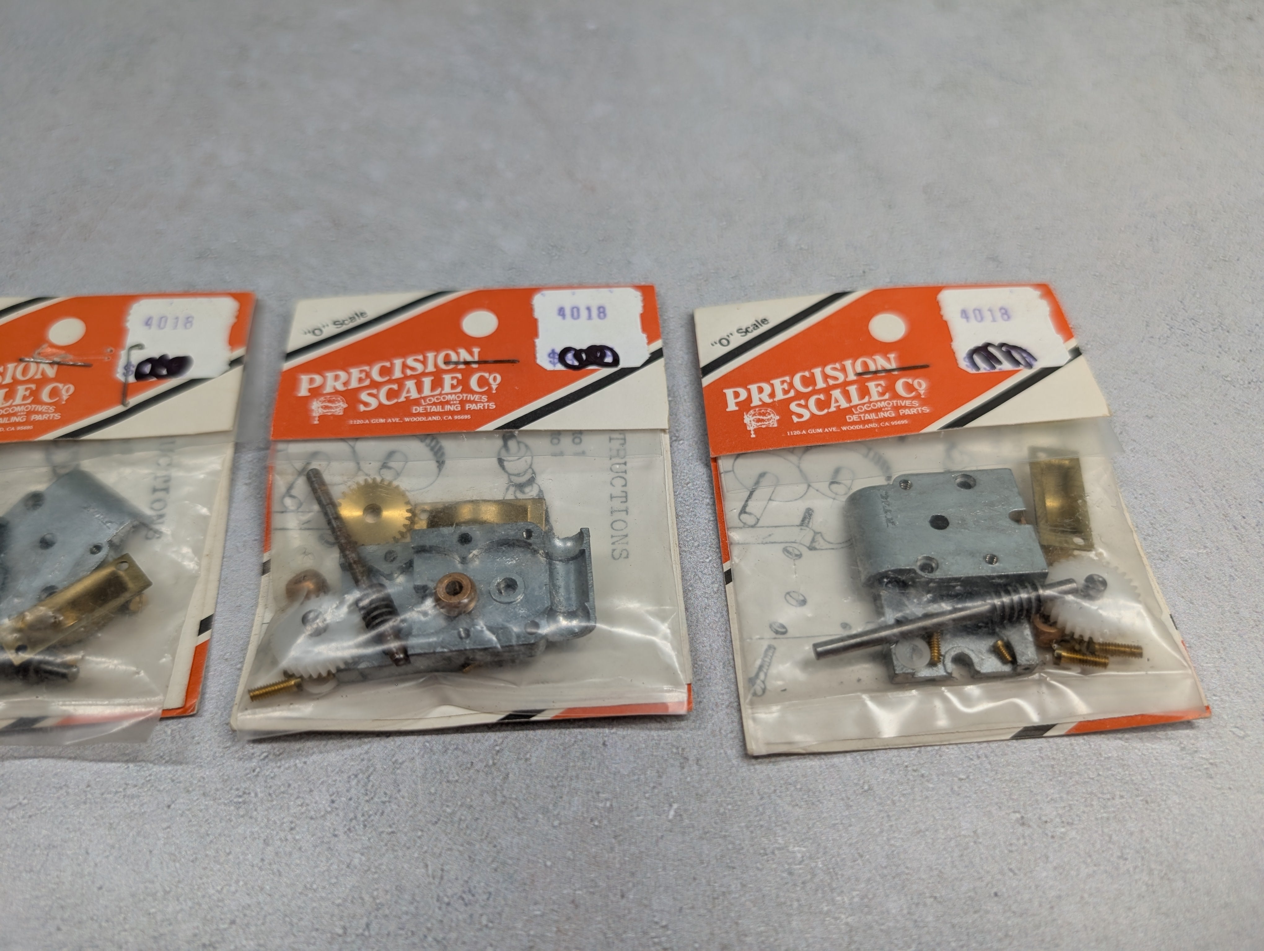 Precision Scale Co 4018 O 27:1 Gear Box -- 3mm Axle, 2mm Shaft, Detail Parts (4 pcs)
