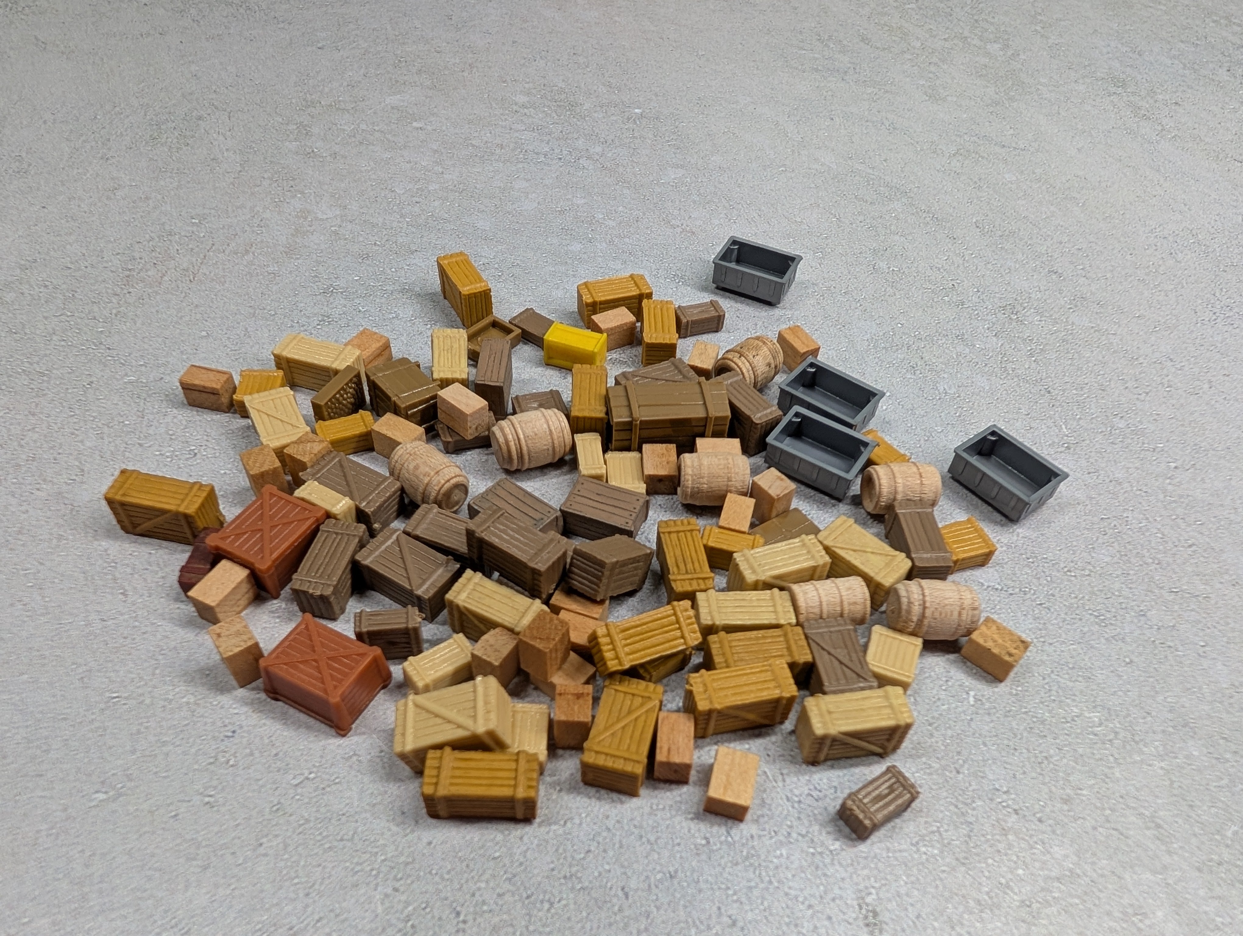 USED HO Scale Large lot of Crates & Boxes (90+ pcs)