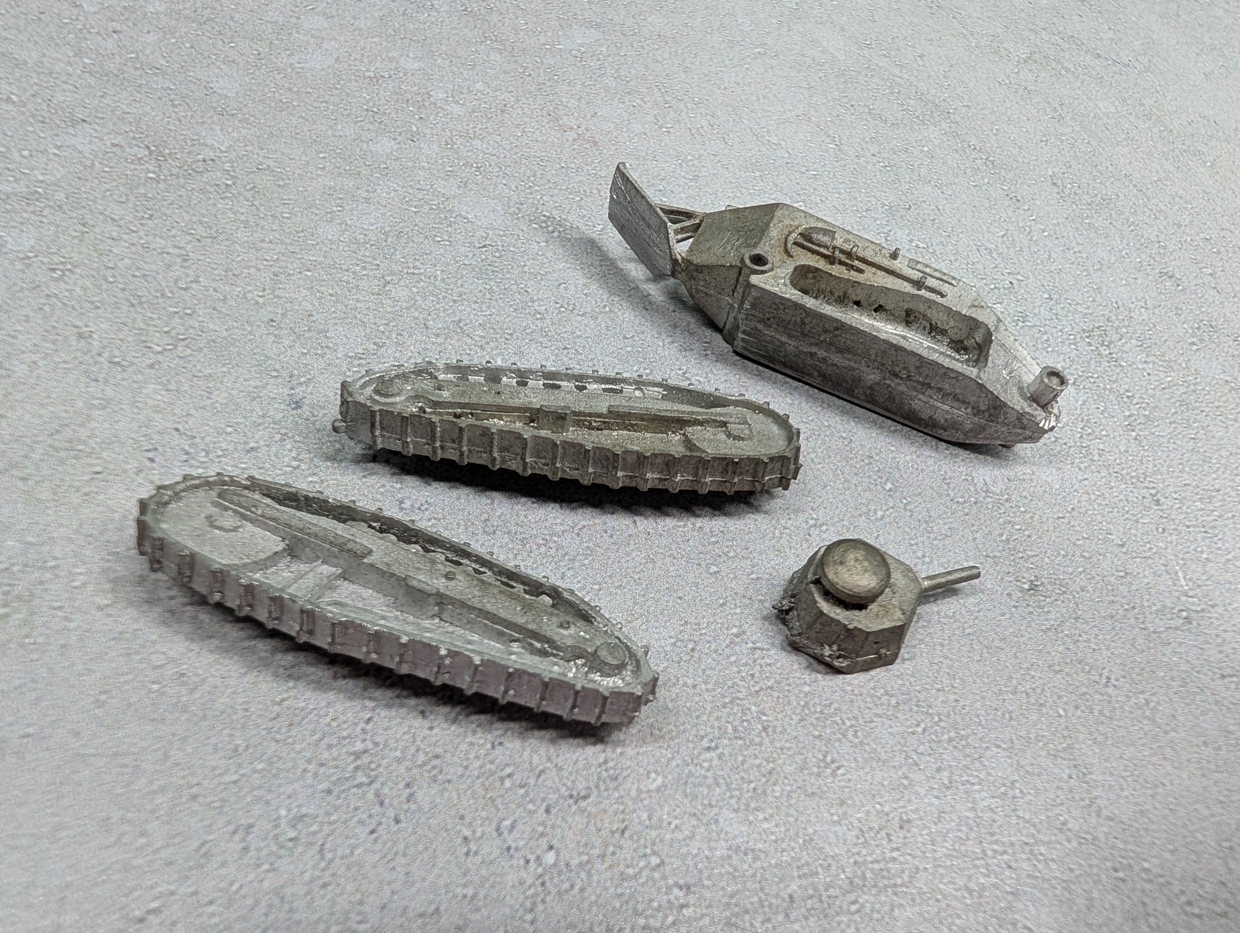 USED HO Scale Flat Car Load, Metal Details (4 pcs)