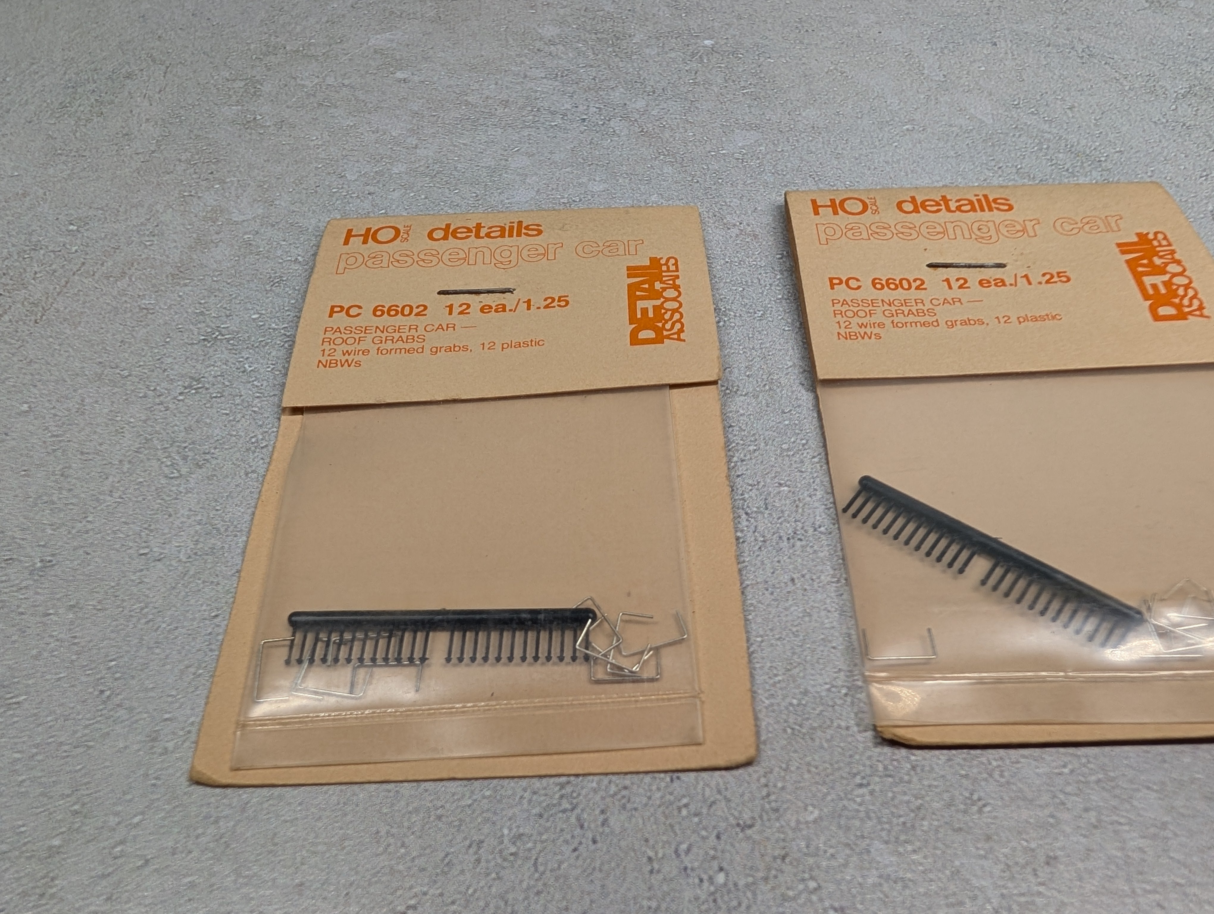 Details Associates 6602 HO Scale Lot of Passenger Car Roof Grabs (2 pcs)