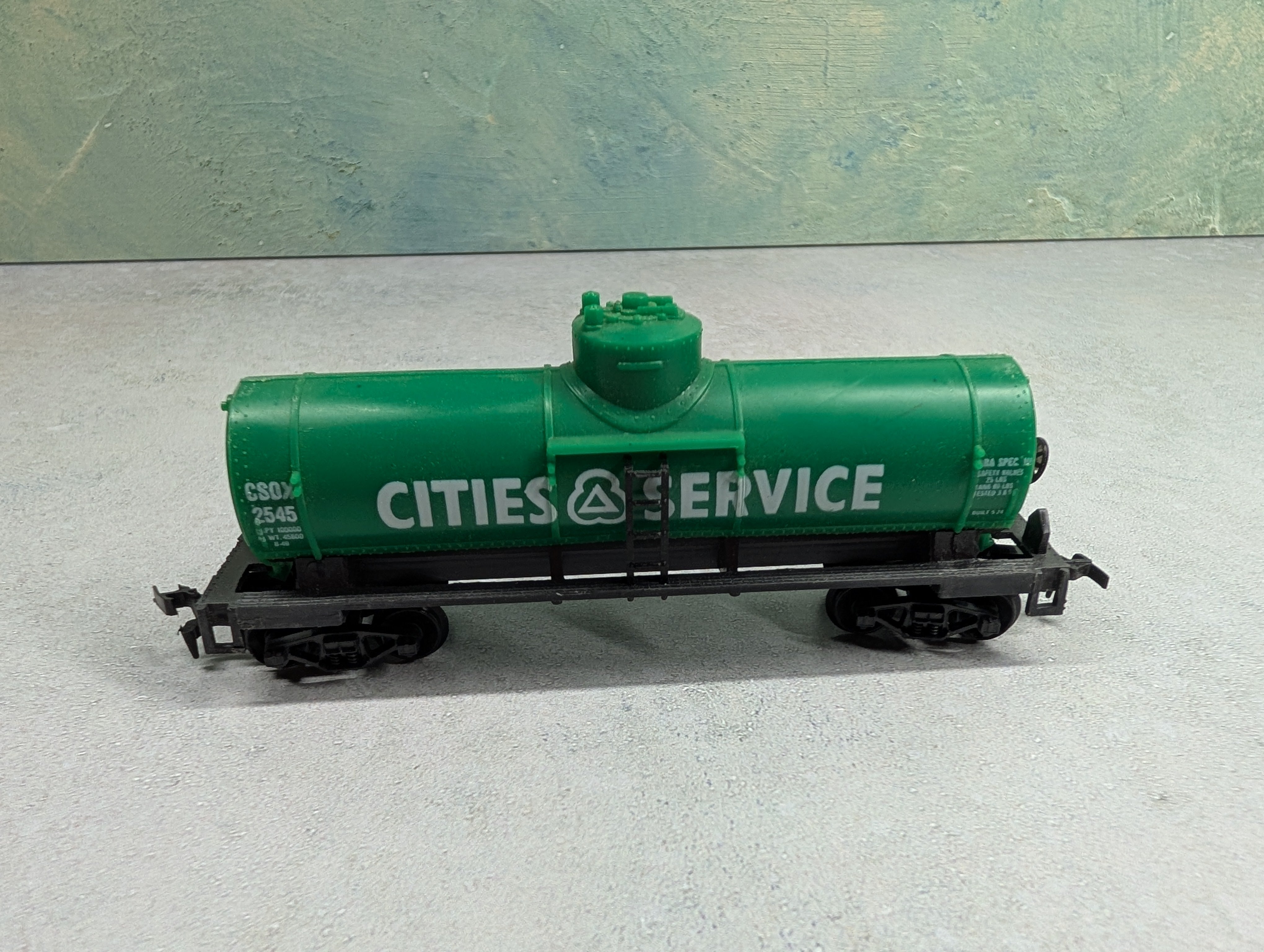 USED Life-Like HO Scale Single Dome Tank Car Cities Service CSOX #2545