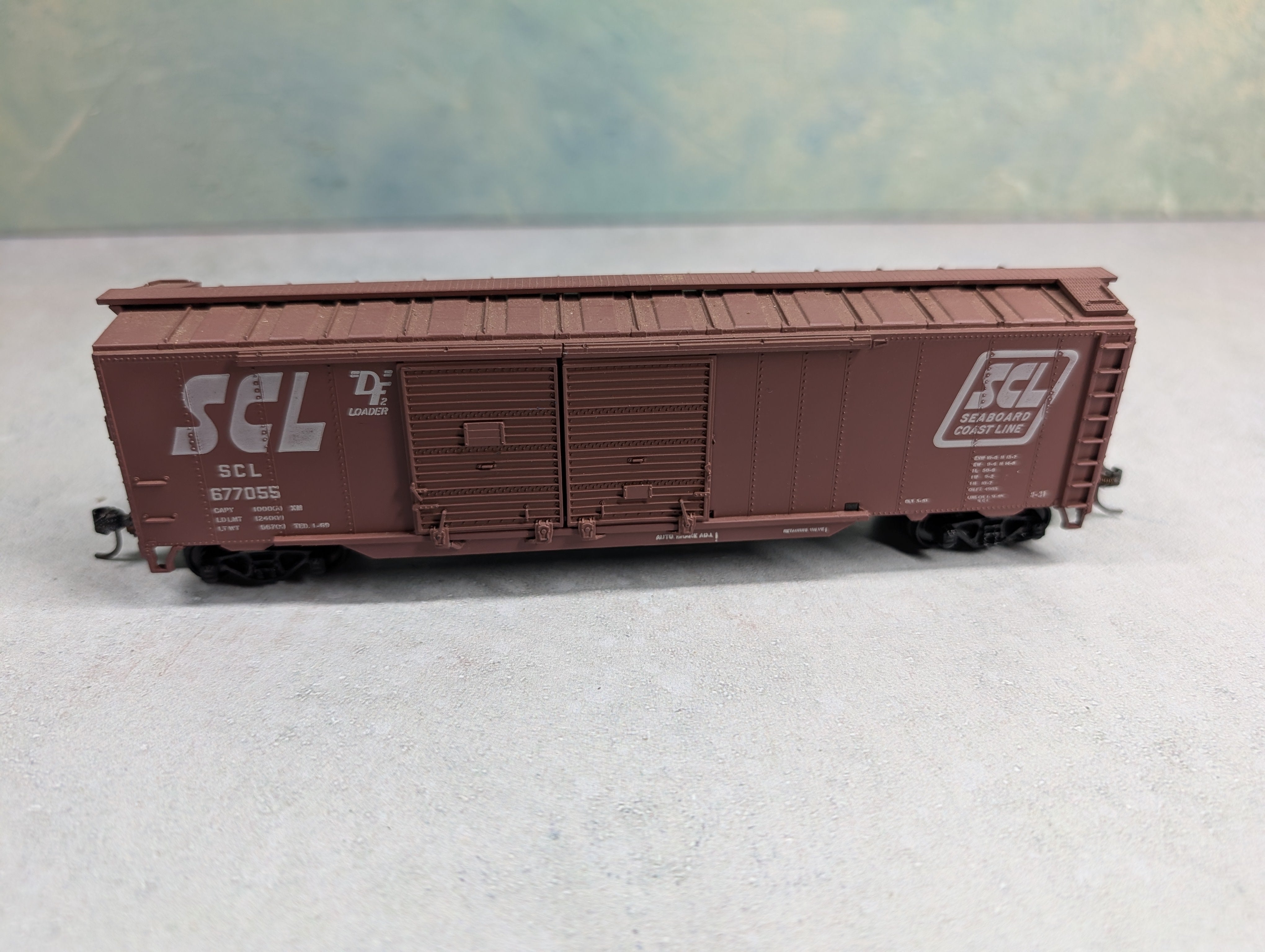USED Athearn HO Scale 50' Box Car Seaboard Coast Line SCL #677055