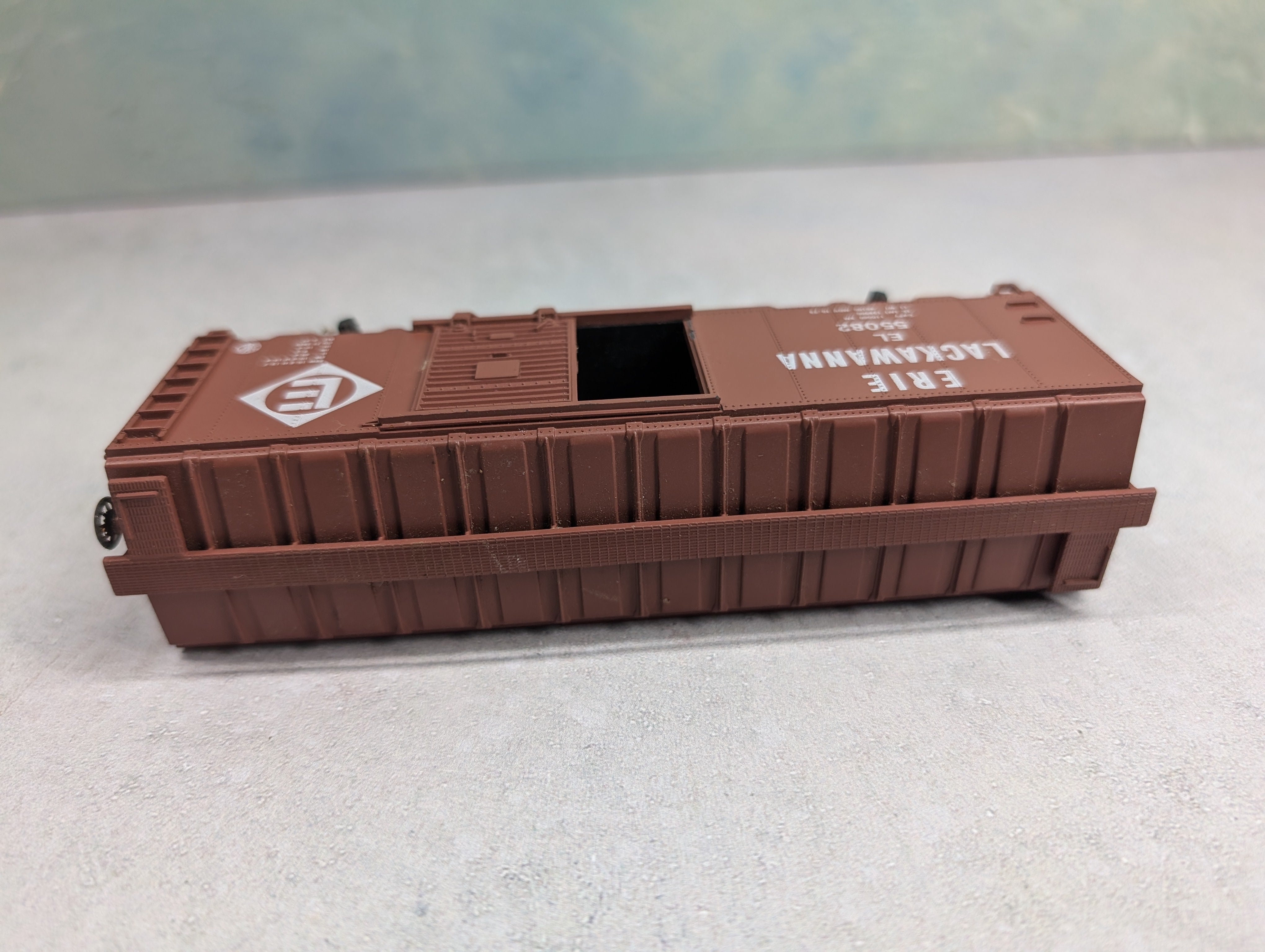 USED Athearn HO Scale 40' Box Car Erie Lackawanna EL #55082