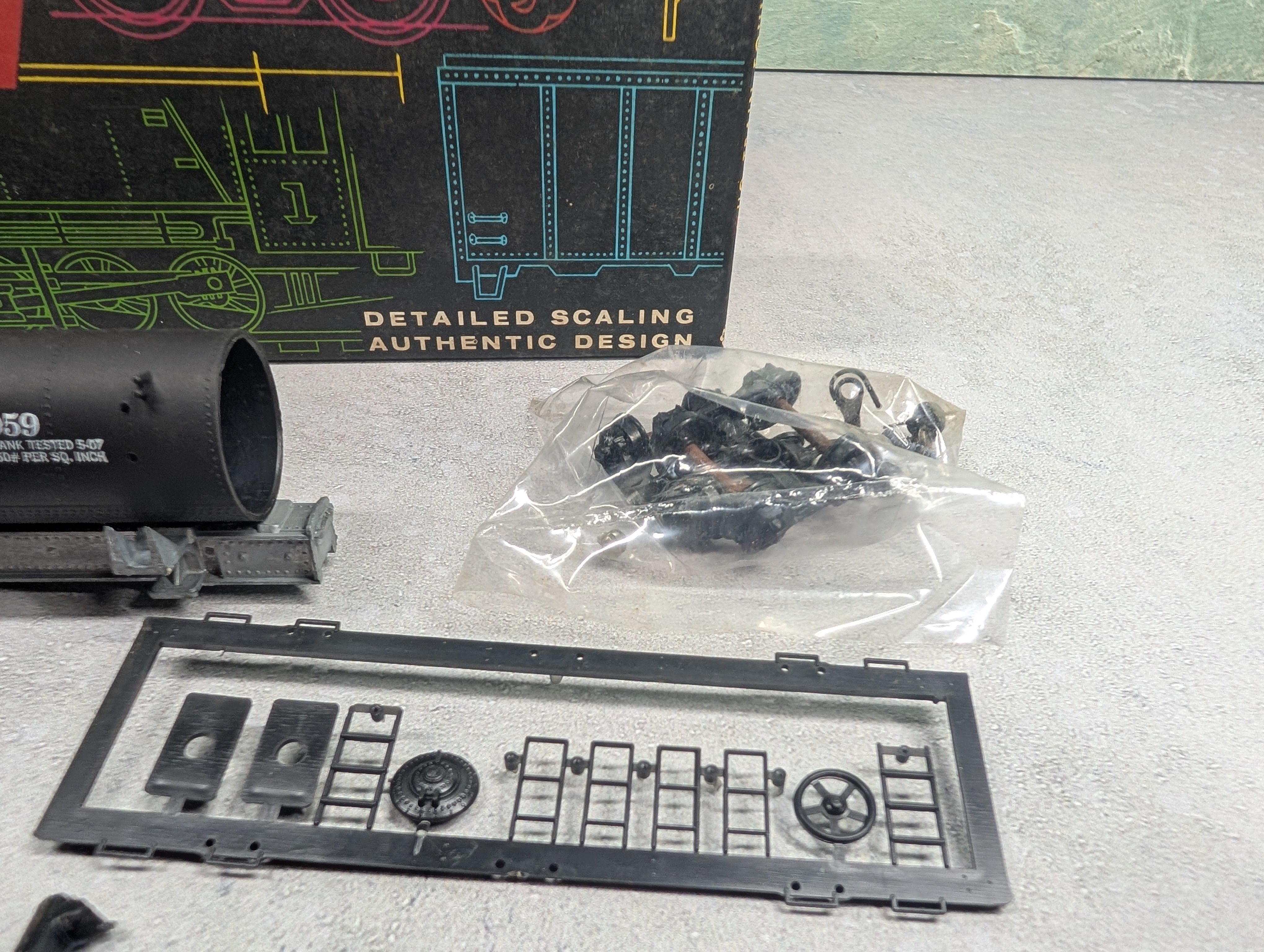 USED Roundhouse HO Scale 26' Tank Car Pennsylvania #959 KIT
