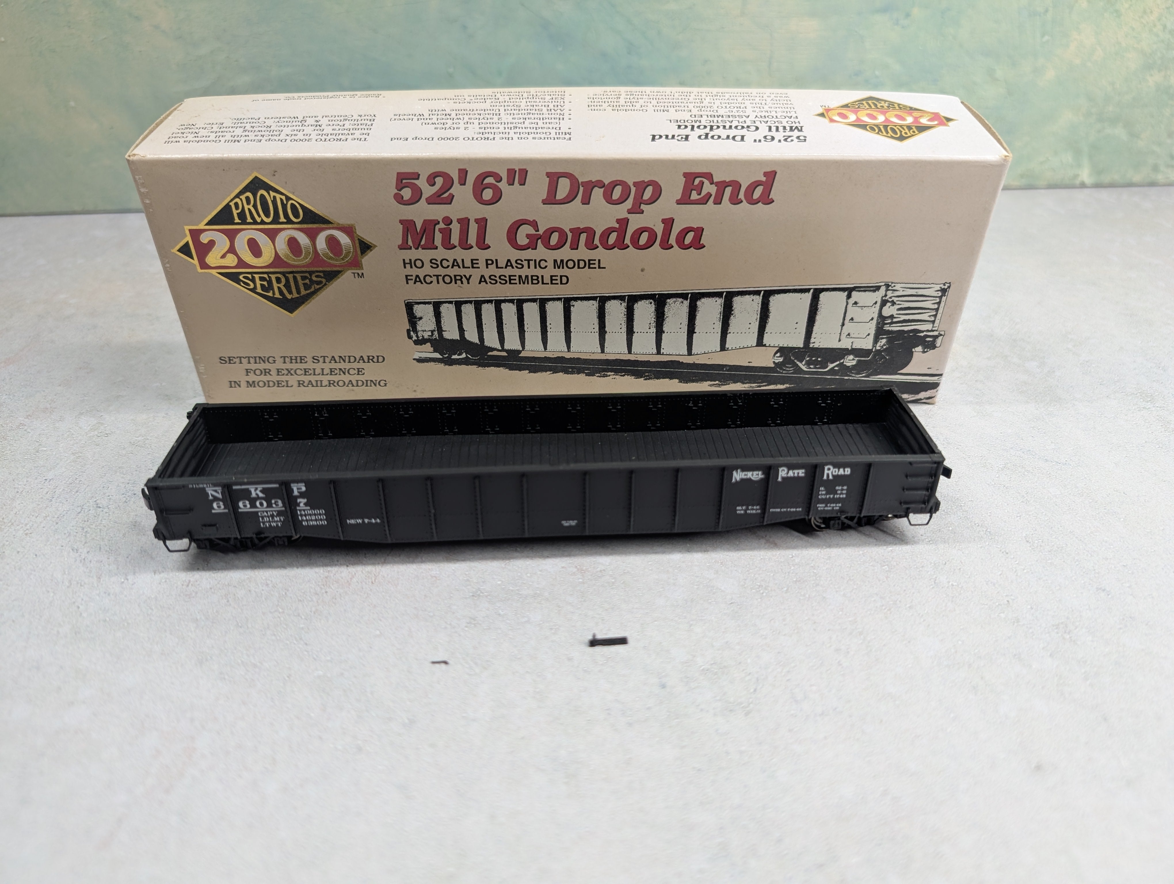 USED Life-Like HO Scale 52'6" Drop End Mill Gondola, Proto 2000 Nickel Plate Road NKP #66037