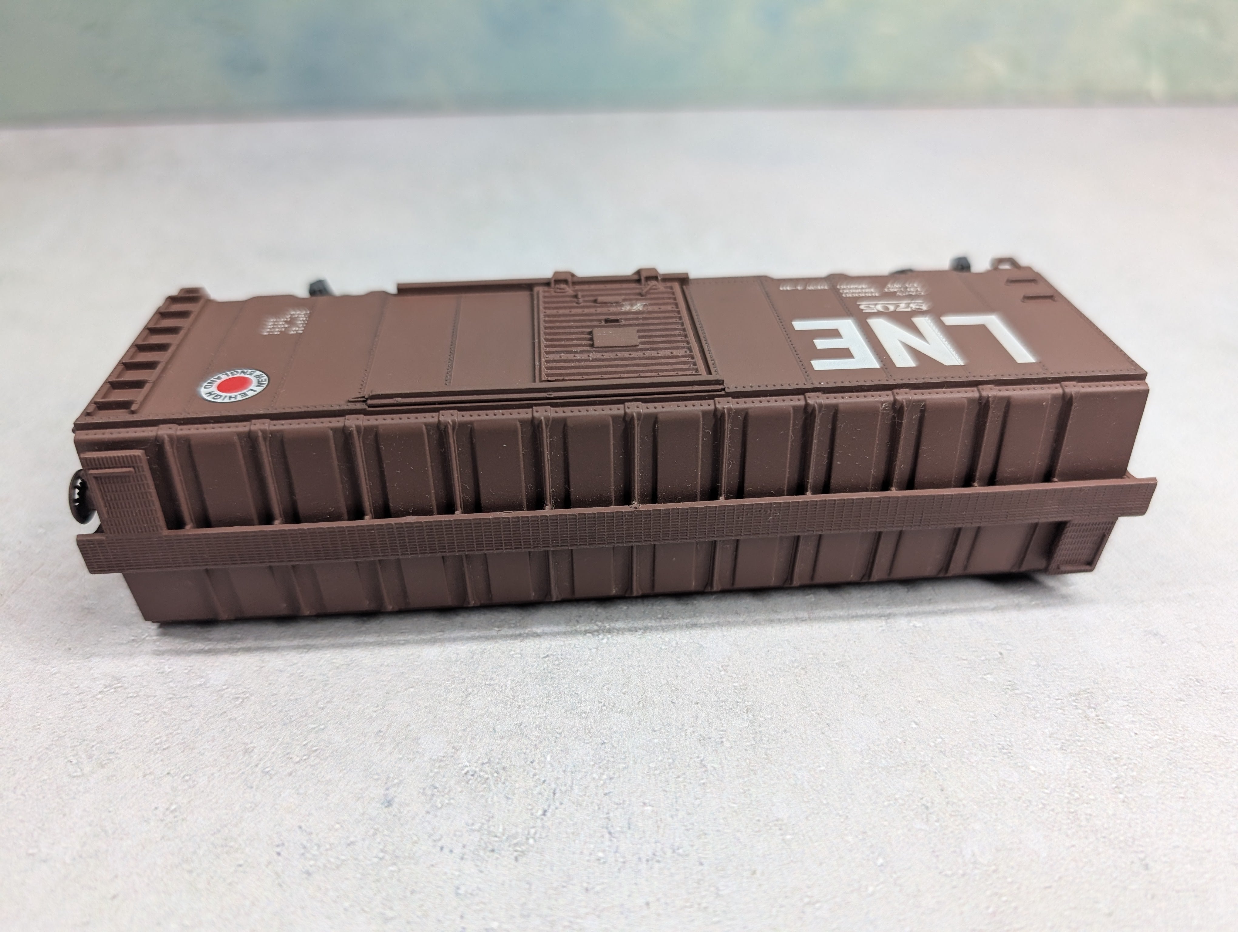 USED Athearn HO Scale 40' Box Car Lehigh and New England LNE #8705