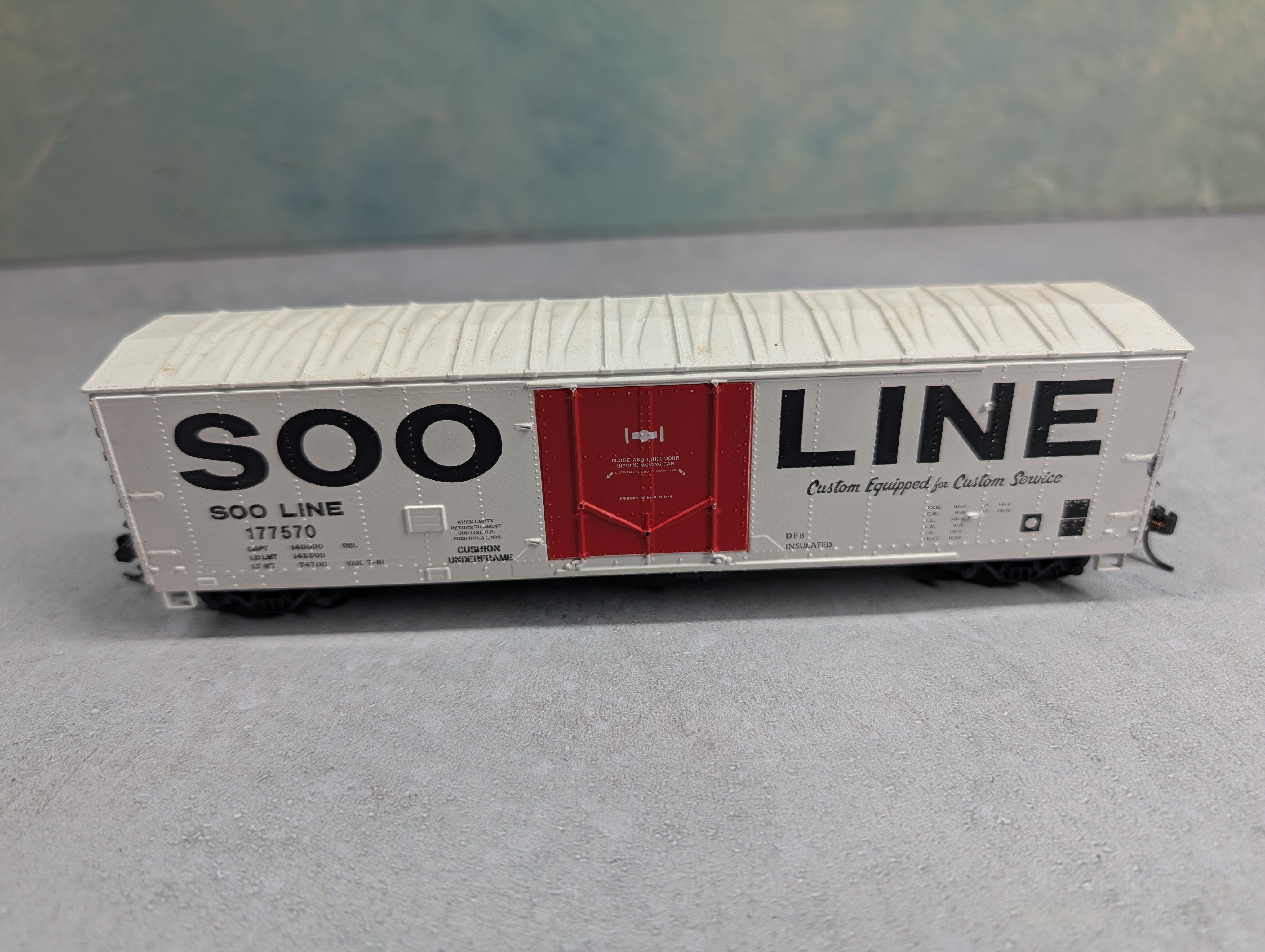 USED HO Scale 50' Box Car SOO Line #177570