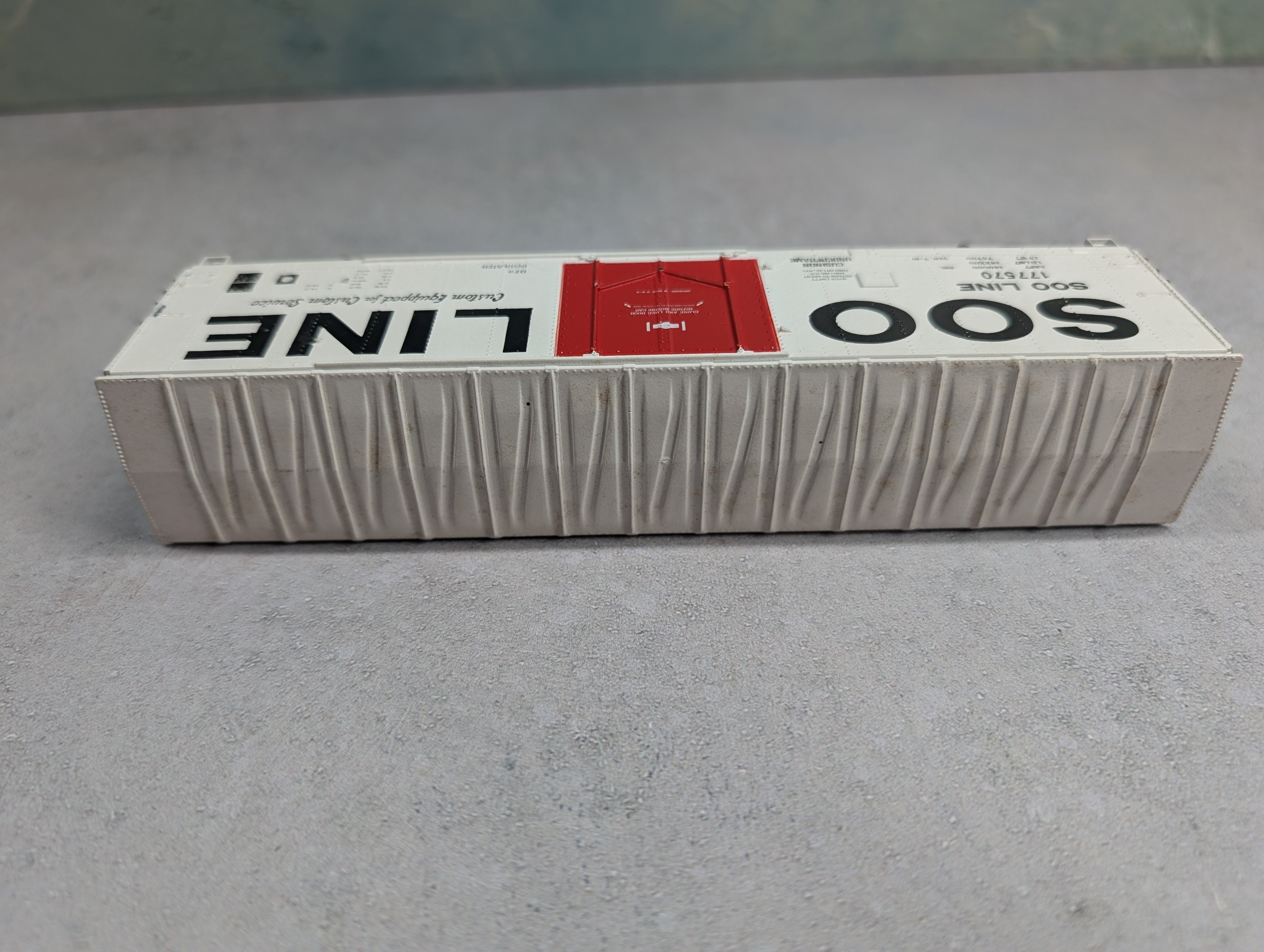 USED HO Scale 50' Box Car SOO Line #177570