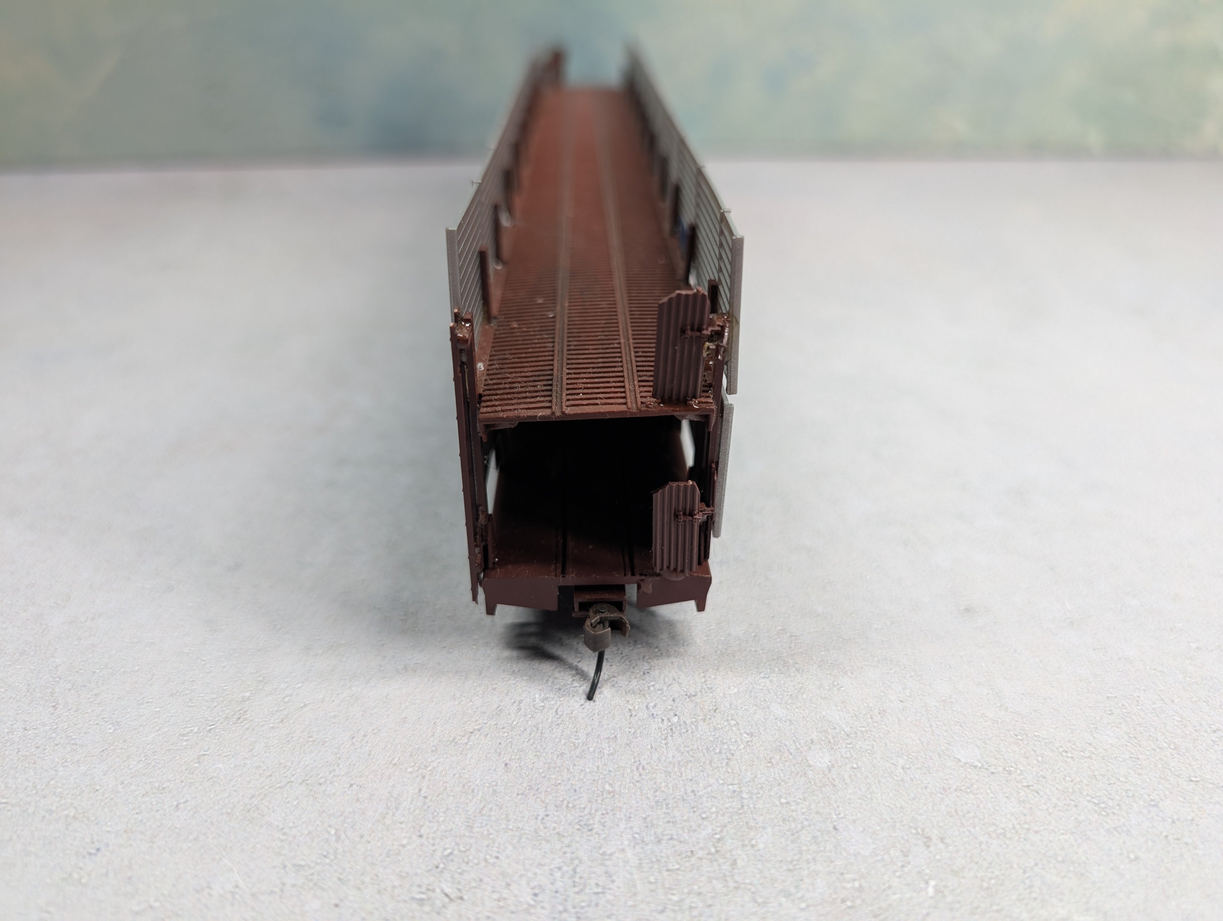 USED Accurail HO Scale Auto Rack Baltimore and Ohio TTX #156902 Needs Repairs