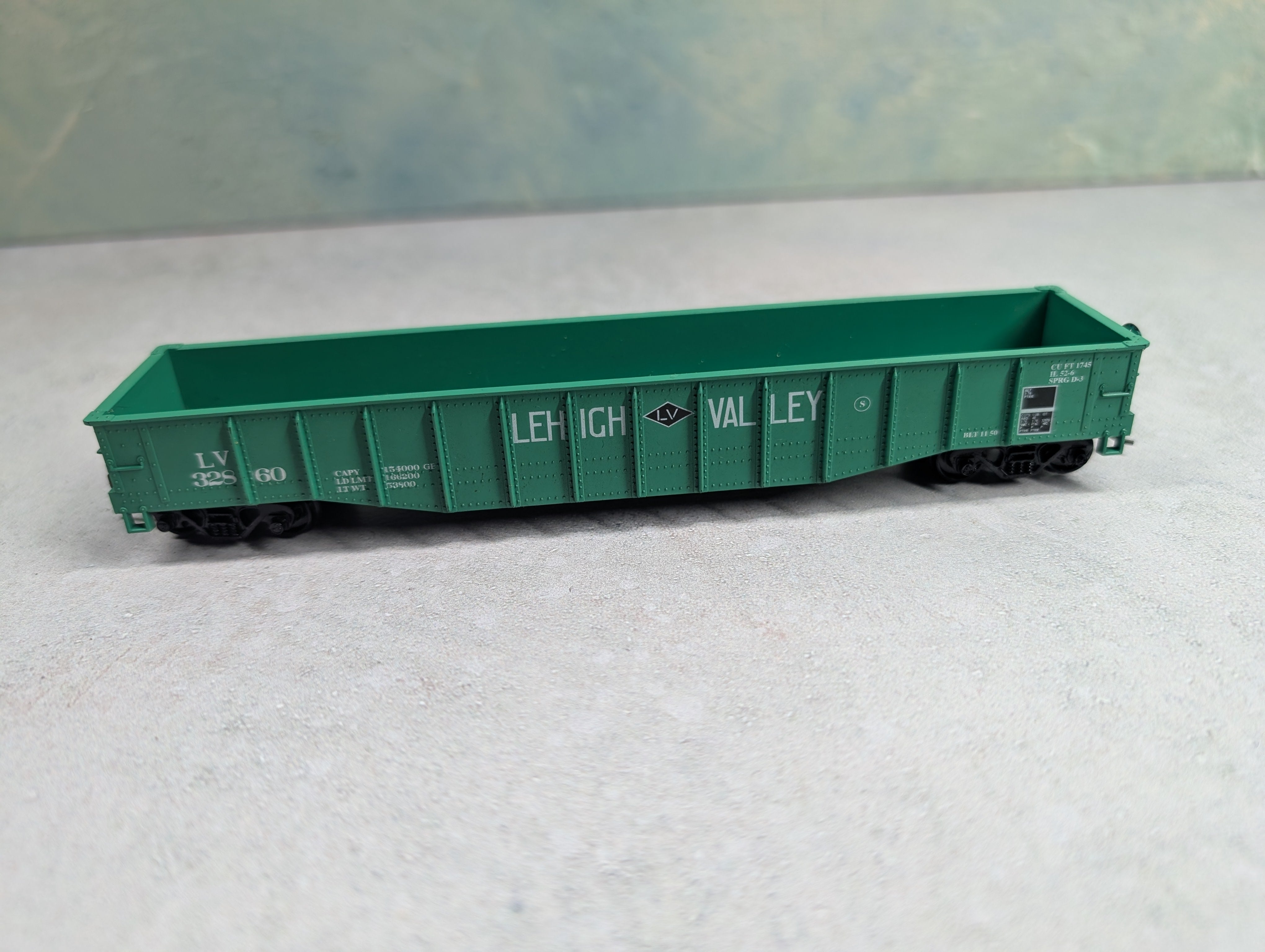USED Athearn HO Scale 50' Gondola Lehigh Valley LV #32860