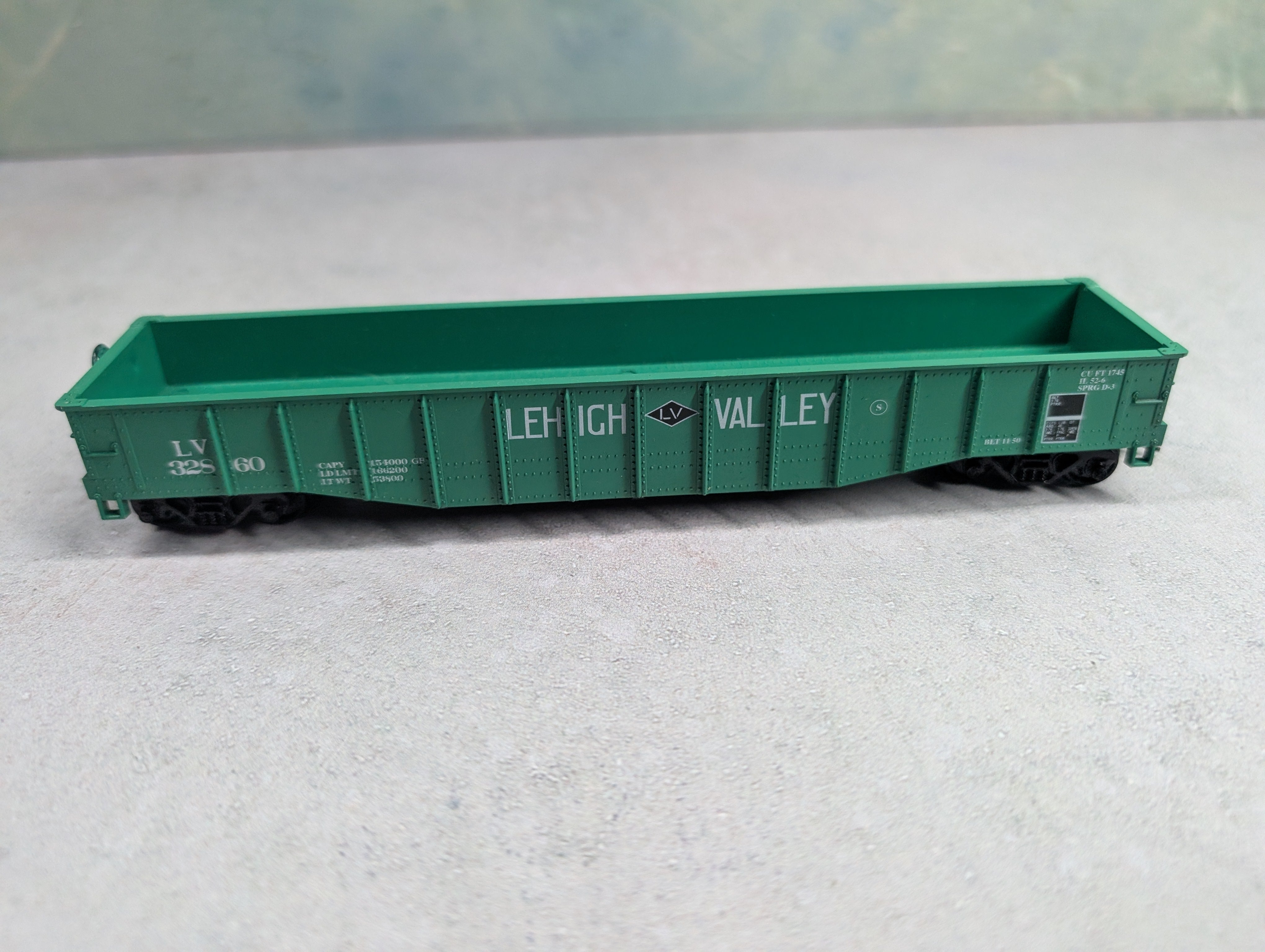 USED Athearn HO Scale 50' Gondola Lehigh Valley LV #32860