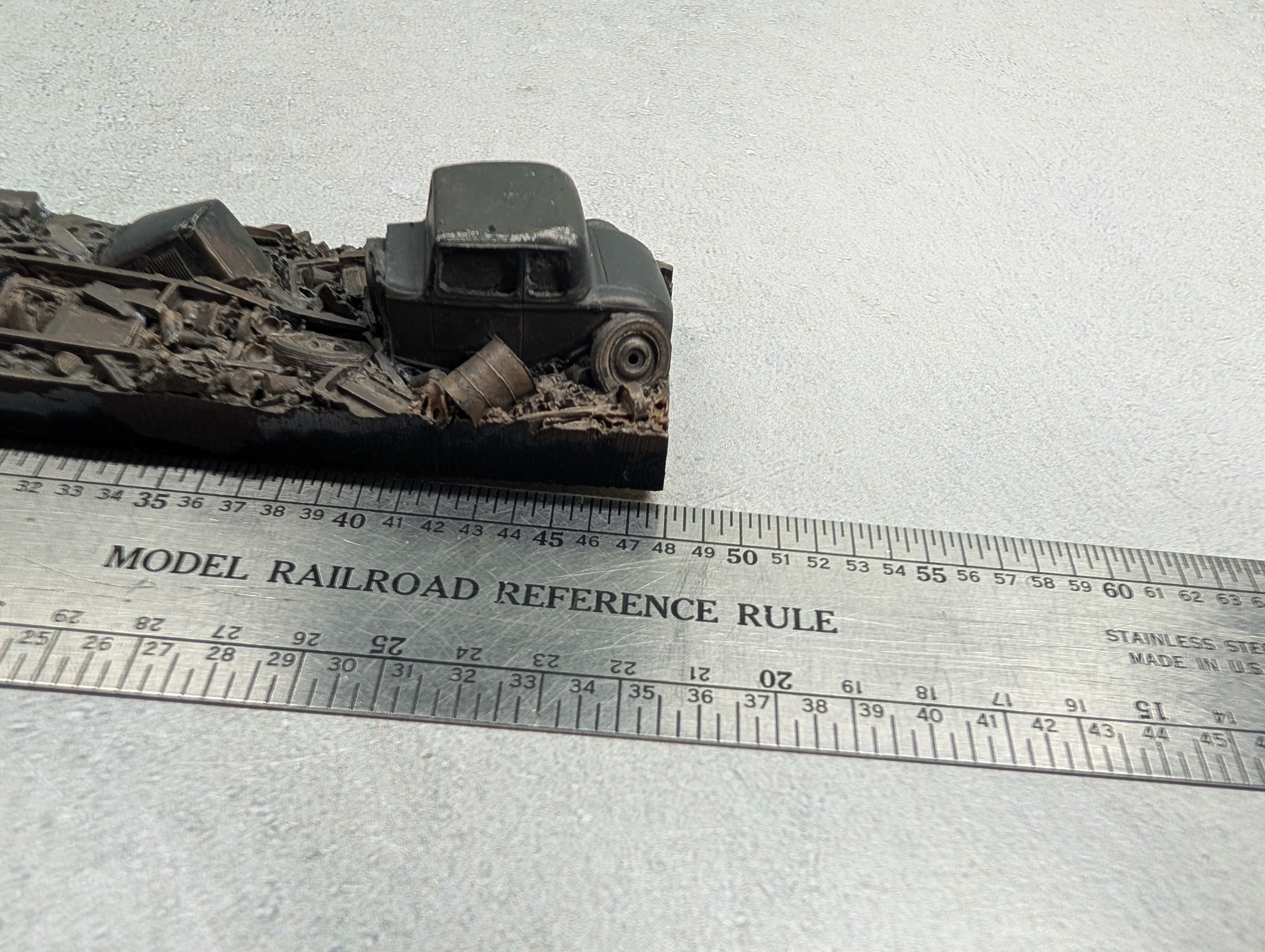 USED Chooch Enterprises Inc HO Scale Automobile Scrap Load for Gondola