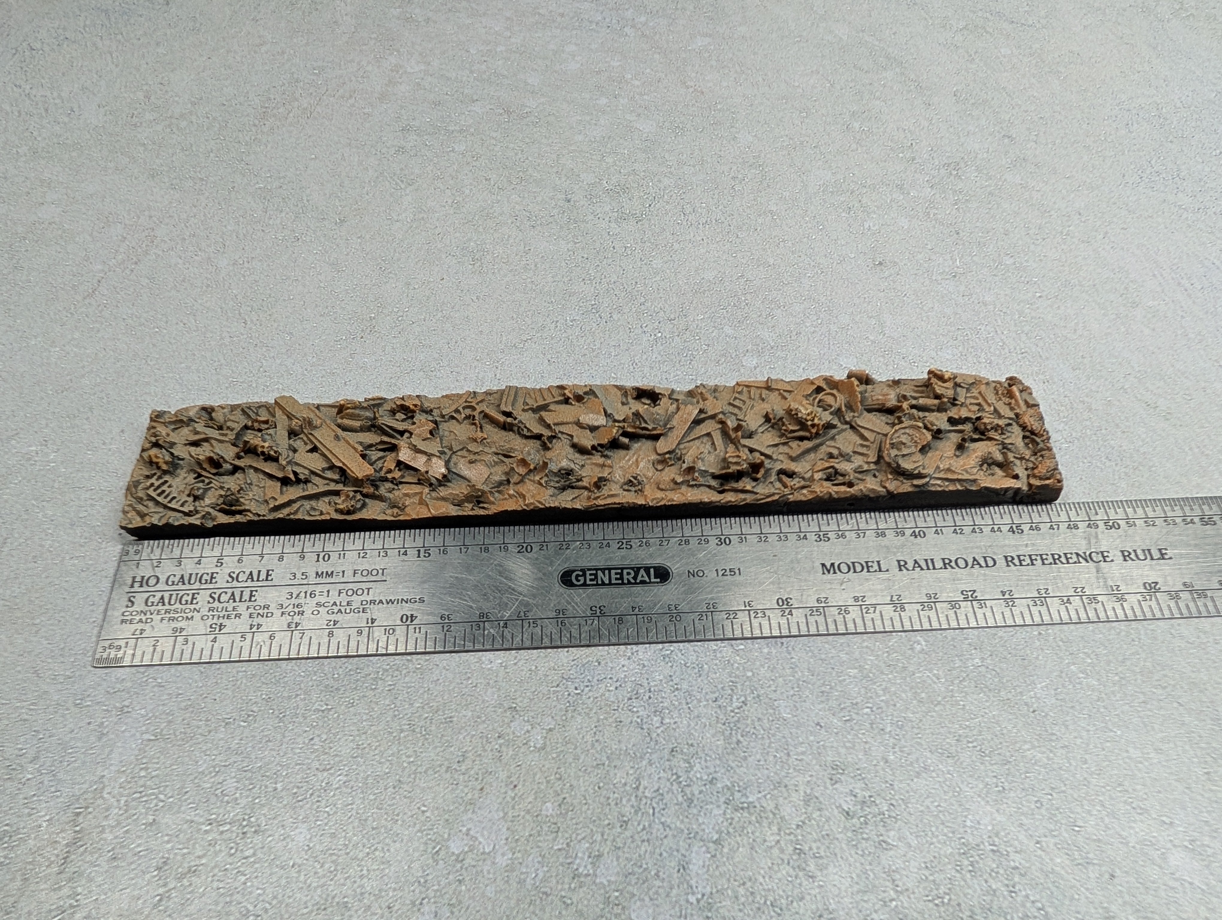 USED HO Scale Scrap Load for Gondola