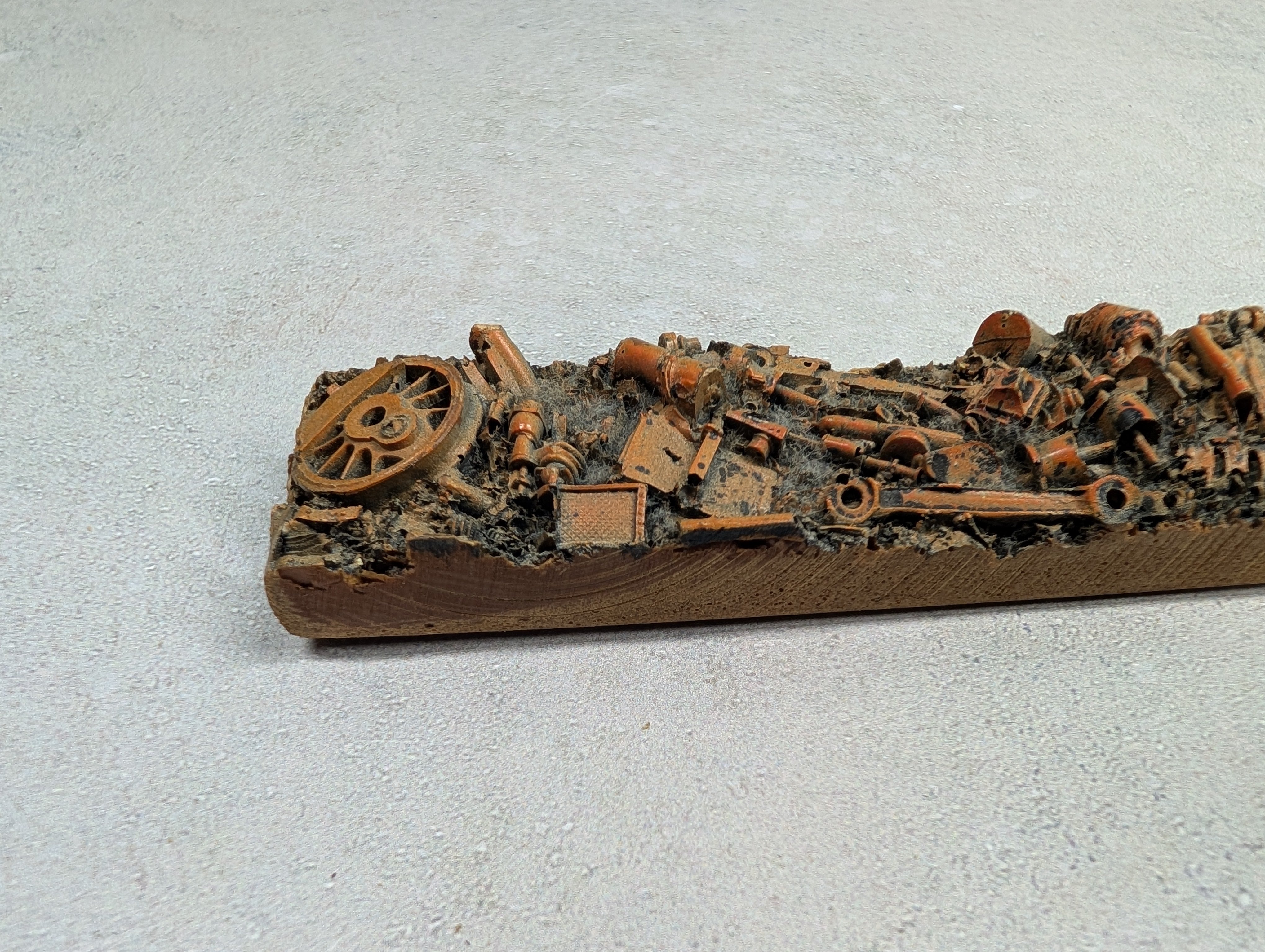 USED HO Scale Scrap Load for Gondola