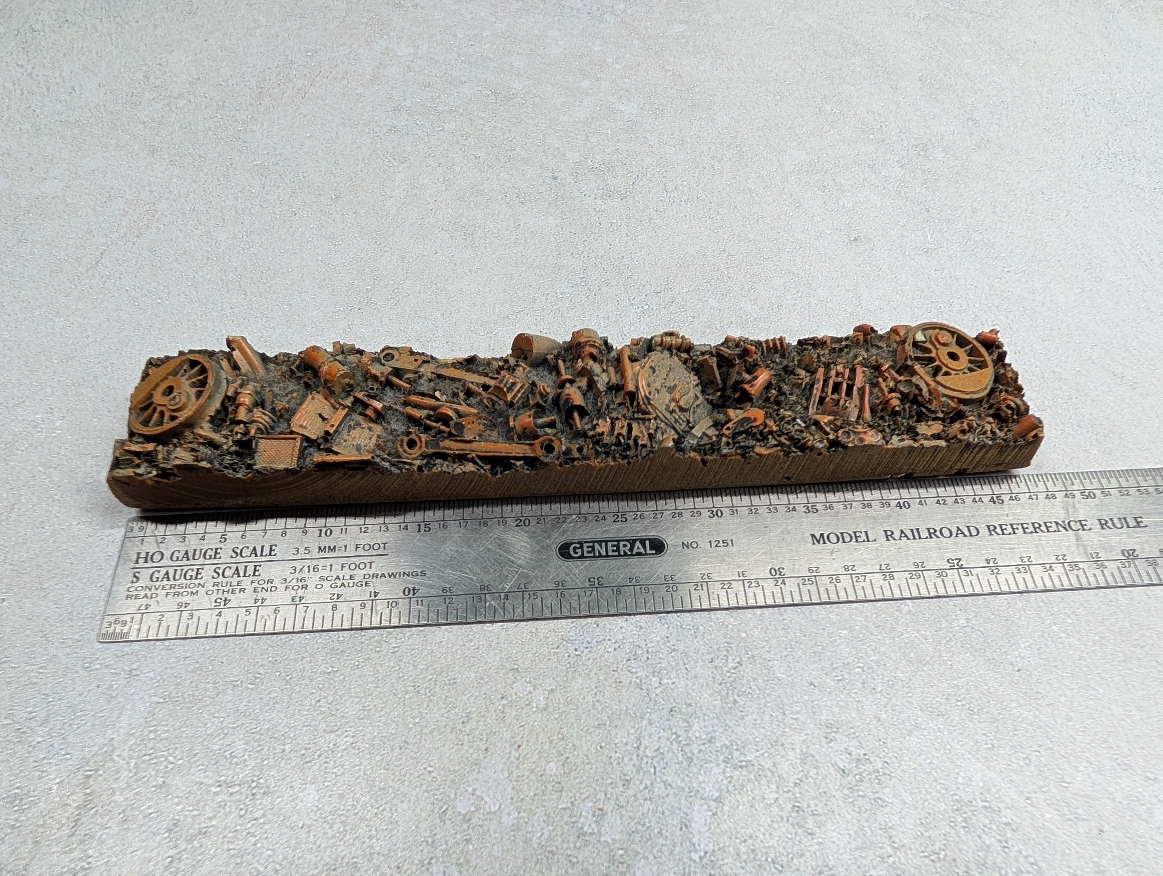 USED HO Scale Scrap Load for Gondola