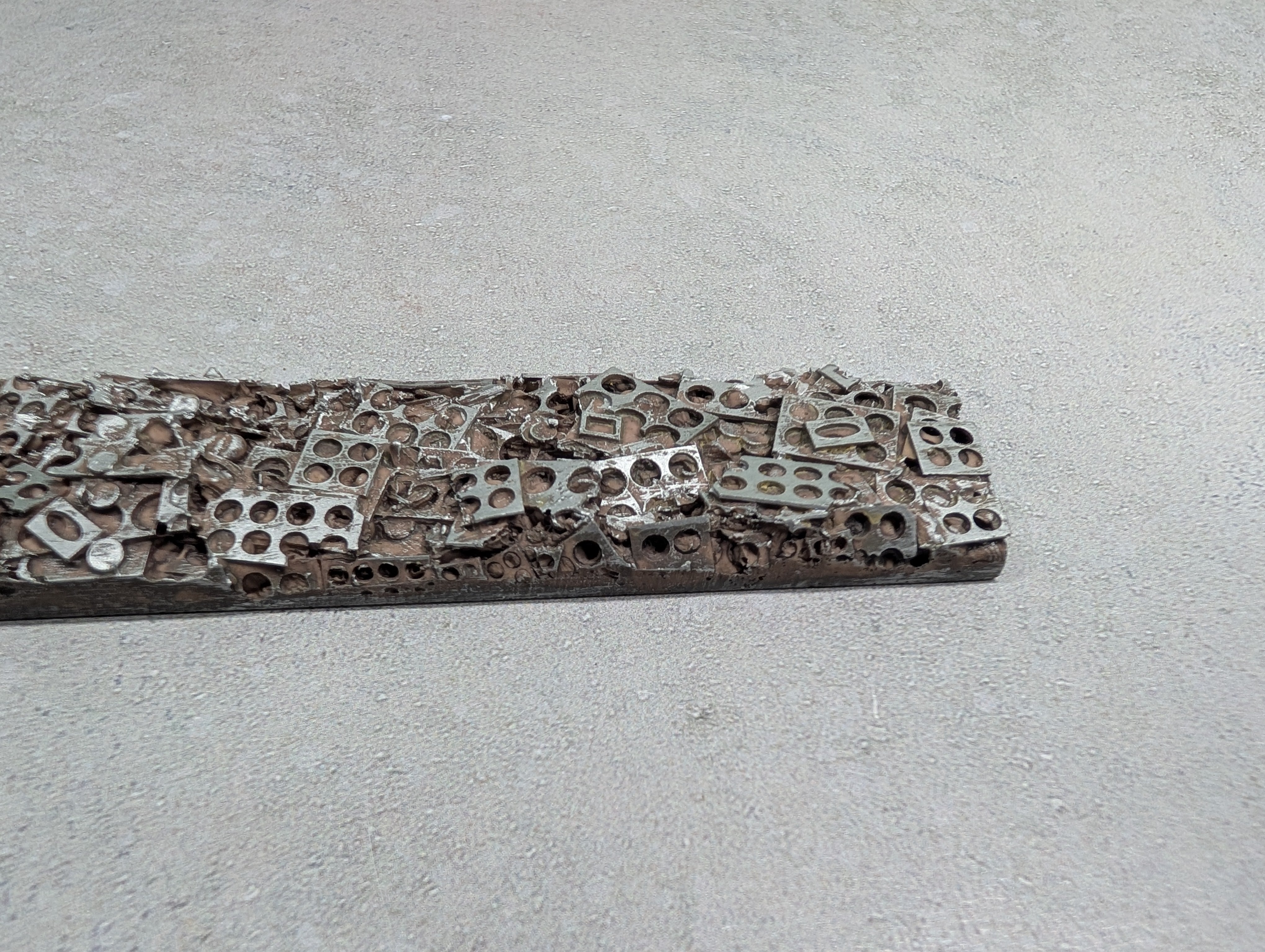 USED HO Scale Metal Scrap Load for Gondola