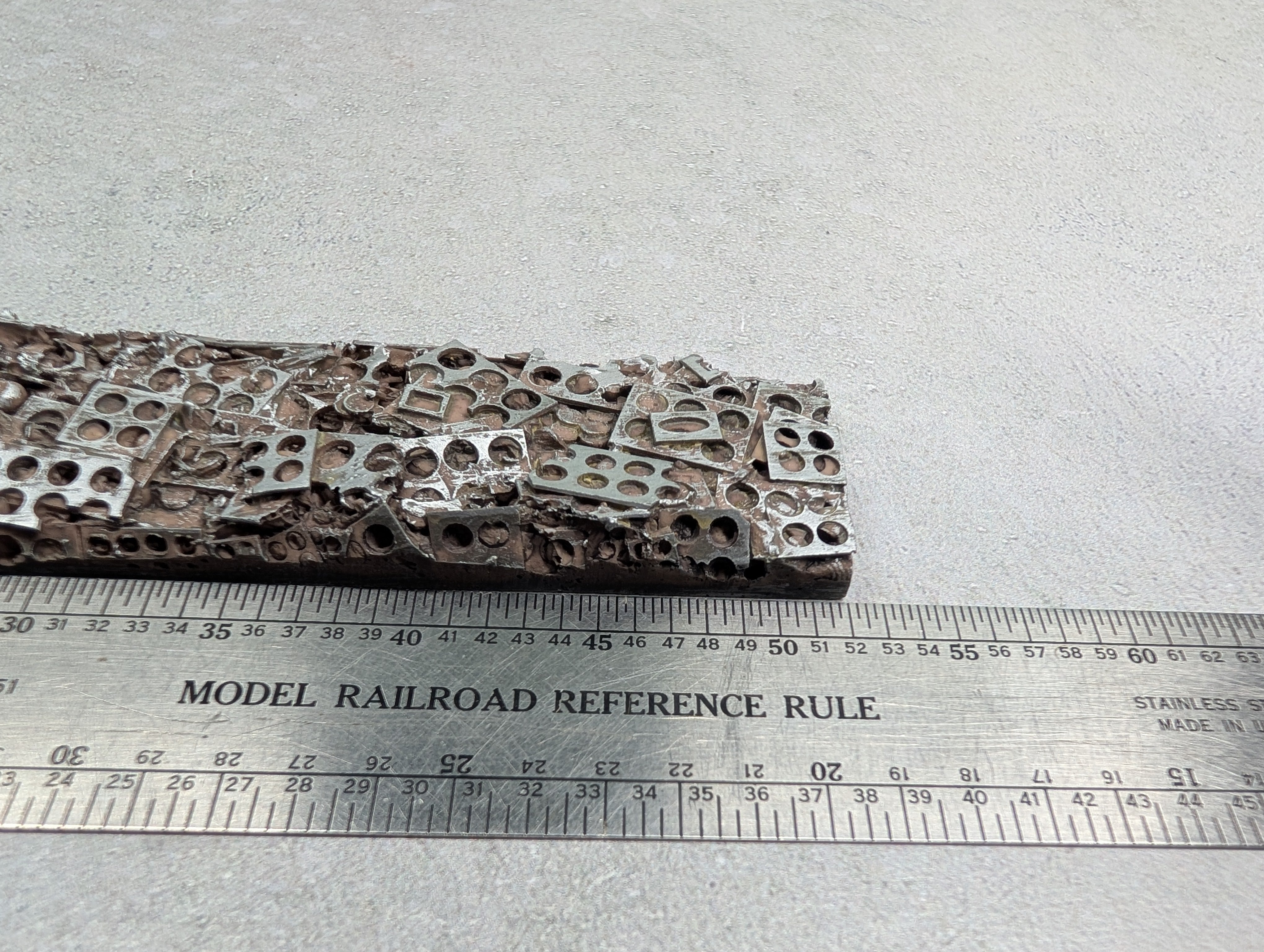 USED HO Scale Metal Scrap Load for Gondola