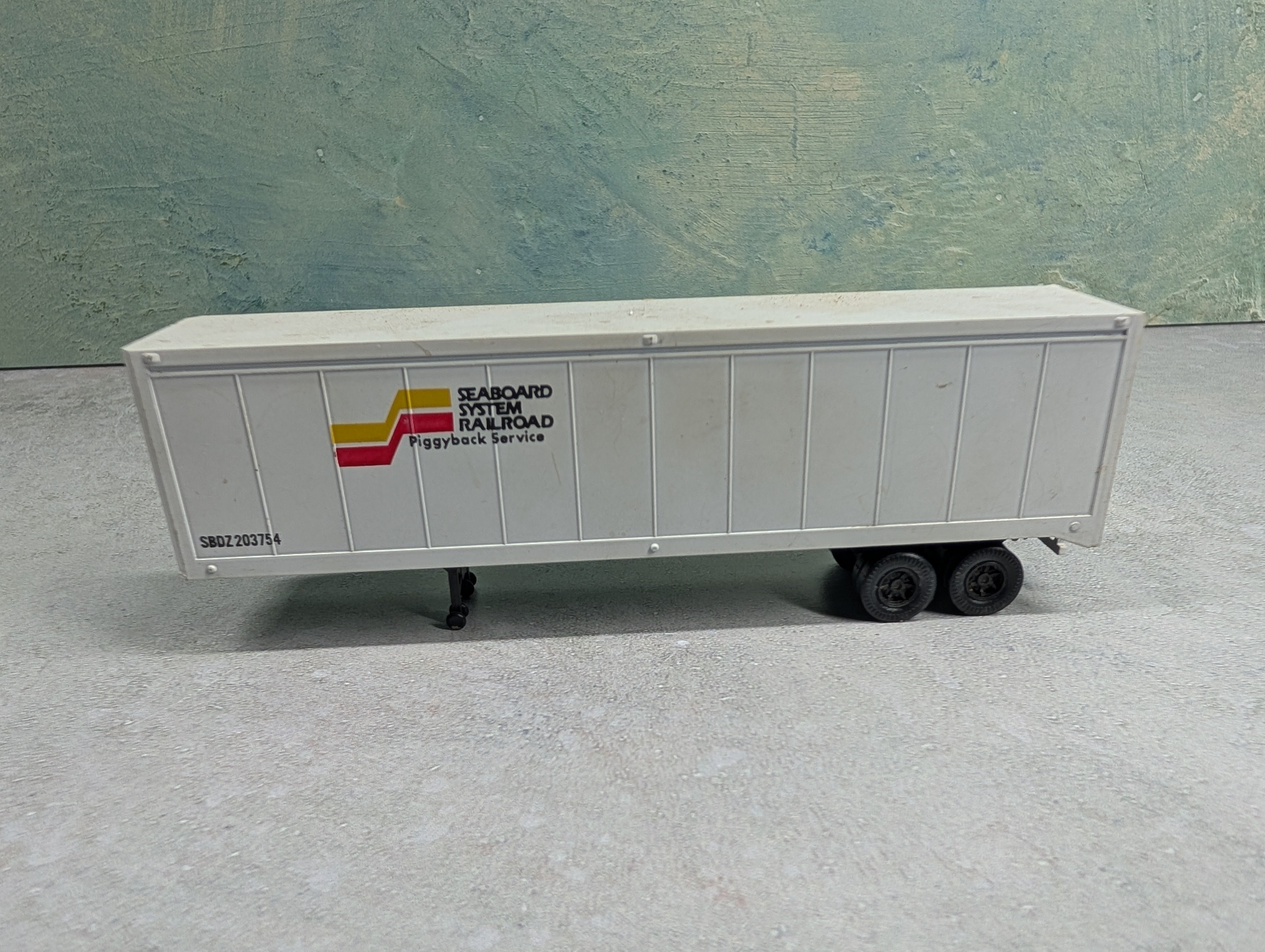 USED Walthers HO Scale 40' Trailer Seaboard System SBDZ #203754