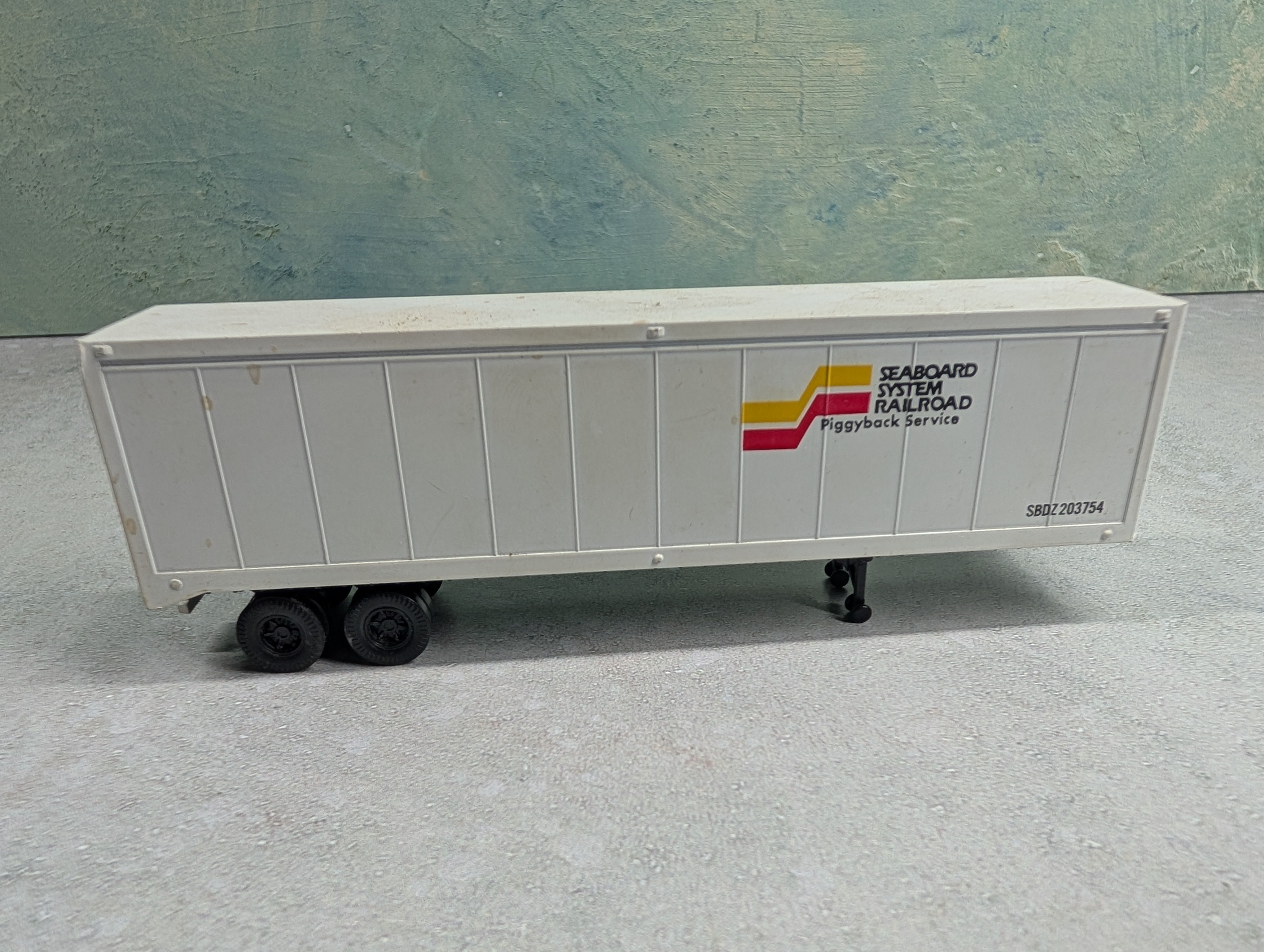 USED Walthers HO Scale 40' Trailer Seaboard System SBDZ #203754