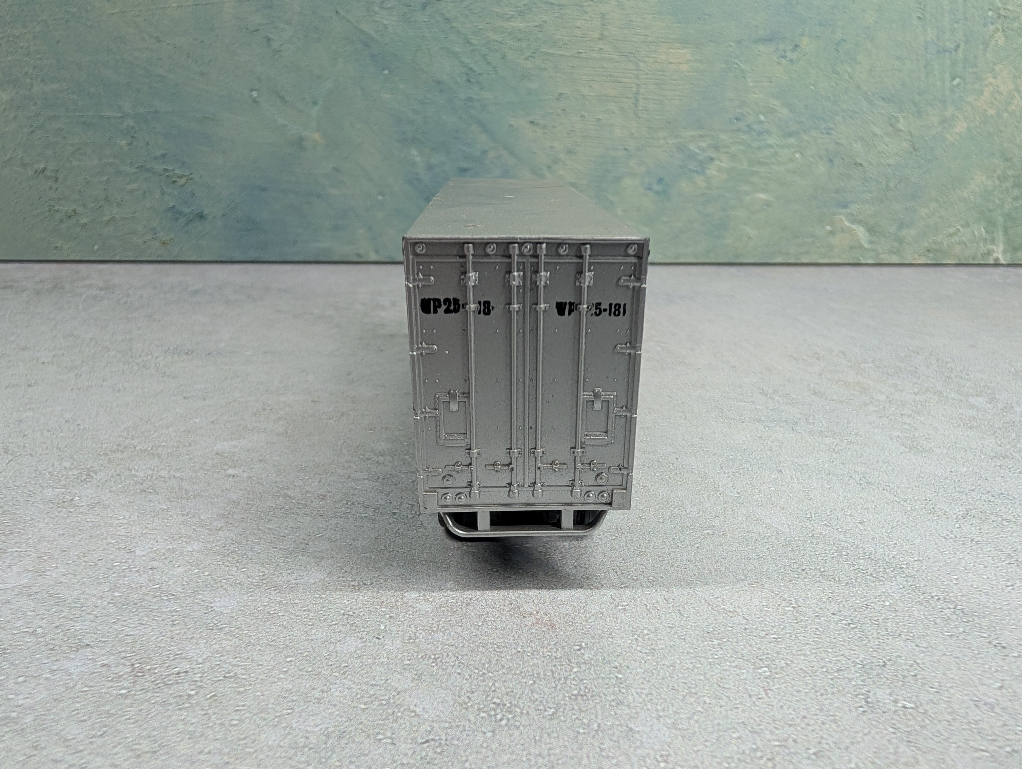 USED HO Scale 40' Trailer Western Pacific WP #25-181