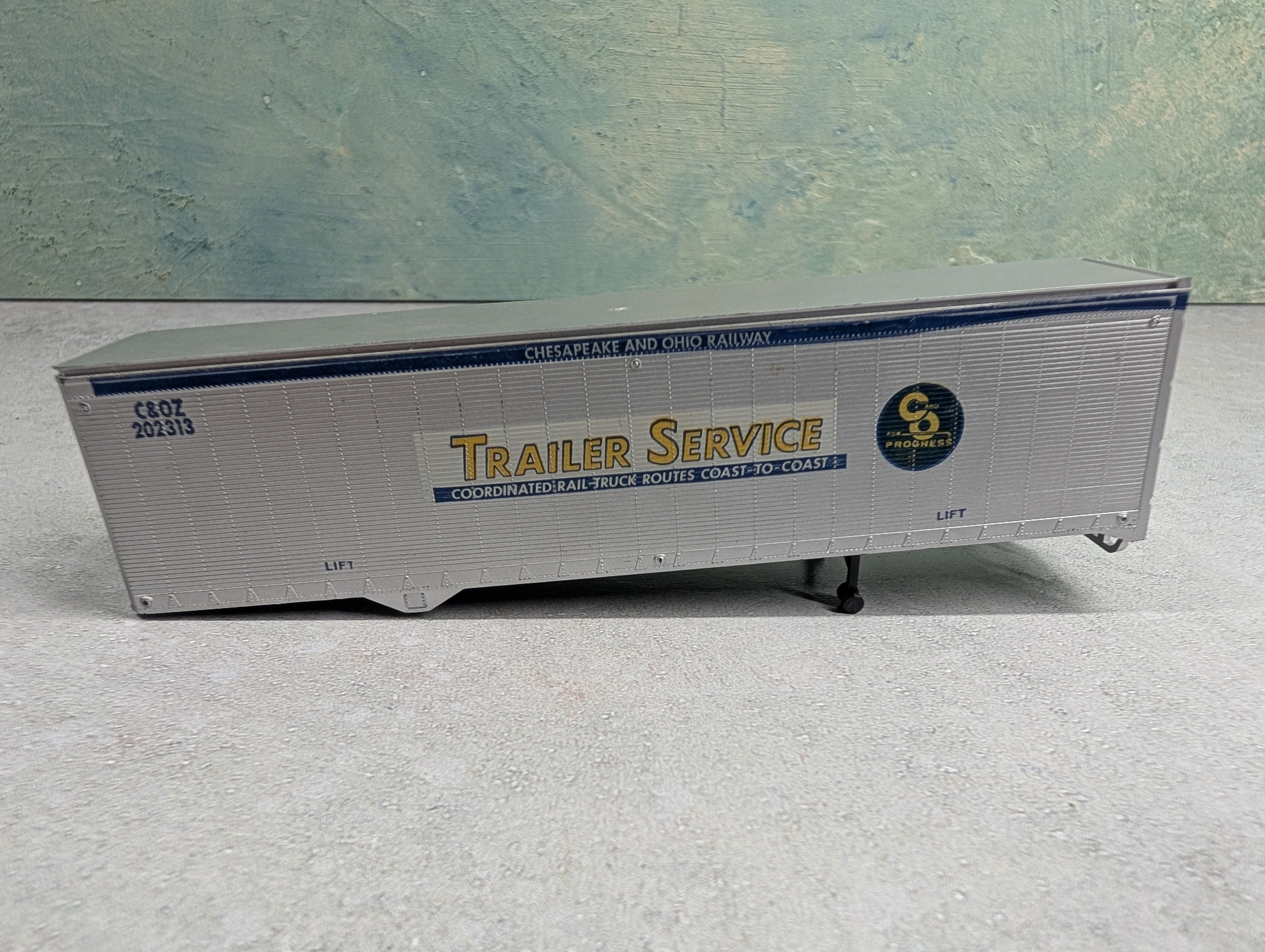 USED HO Scale 40' Trailer Chesapeake and Ohio C&OZ #202313