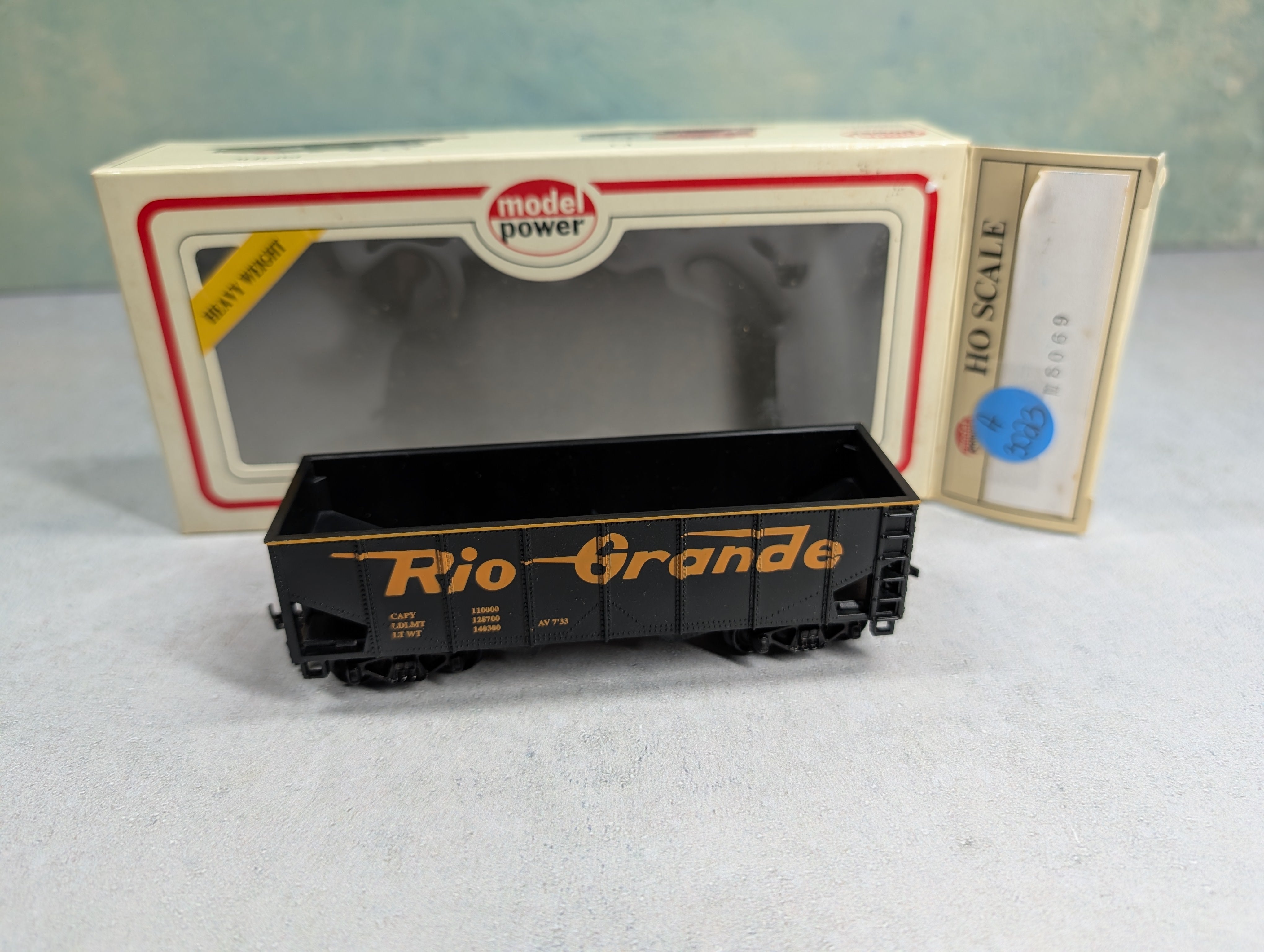 USED Model Power HO Scale 2 Bay Hopper Rio Grande